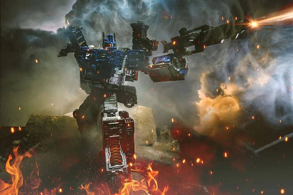 HUEHUGHUES-ULTRAMAGNUS.jpg