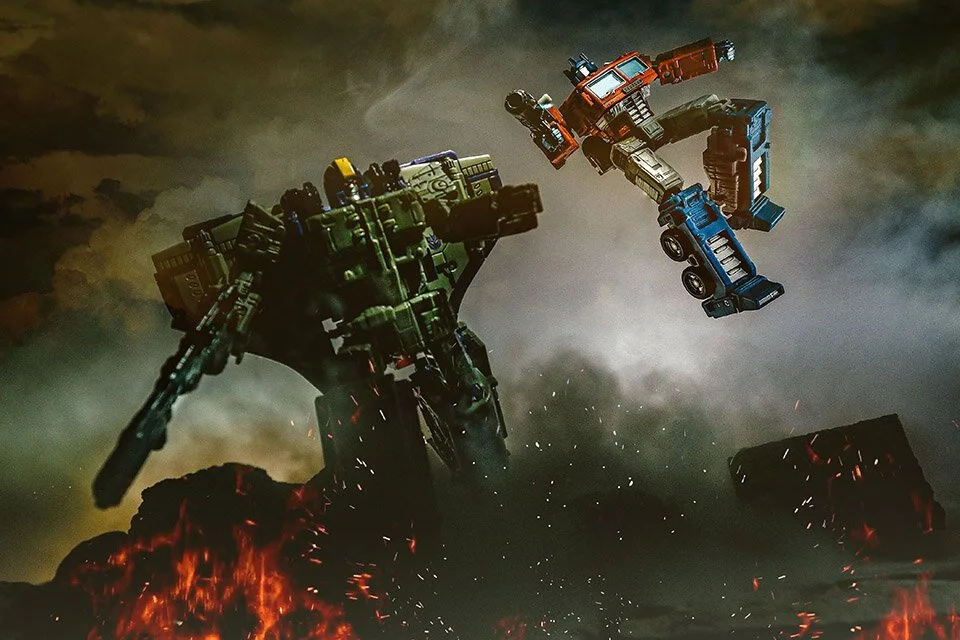 HUEHUGHES-ASTROTRAINOPTIMUSPRIME.jpg