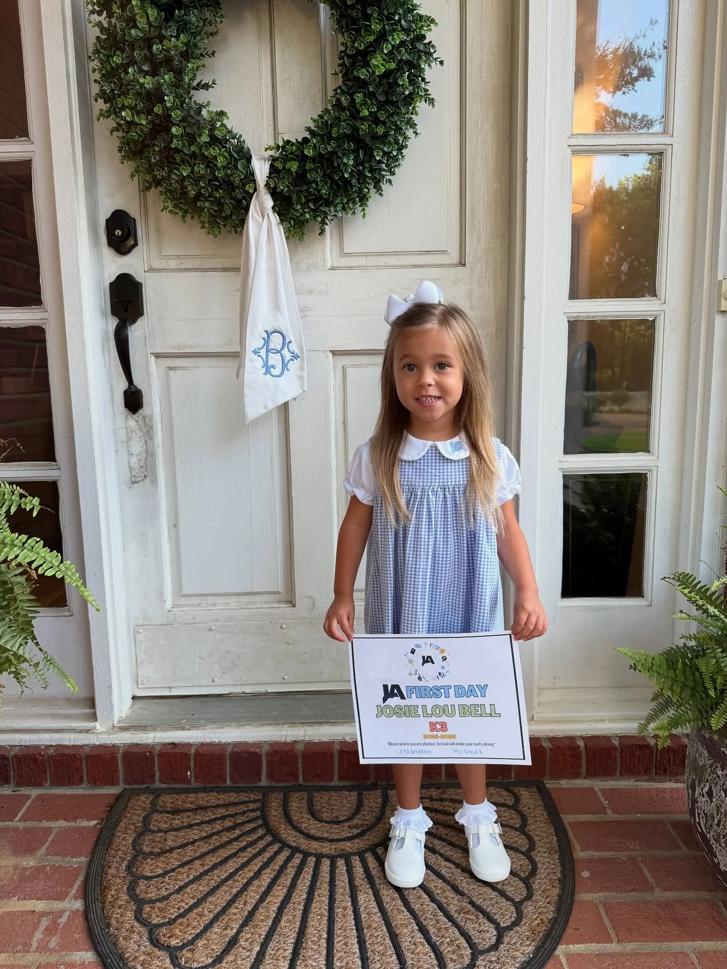 Happy First Day of Preschool to my baby girl! Dropping her off in a carpool line was a different feeling, but she jumped out of the door with a spring in her step! Praying for the Lord to go before her 🩵🙏🏼 #jafirstday