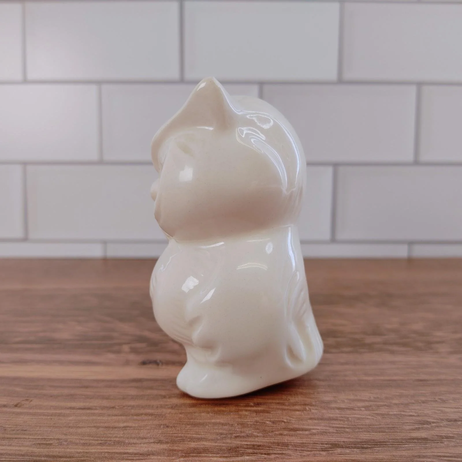 Vintage Ceramic Owl White 5” Sachet Potpourri Holder W/ Rubber Stopper