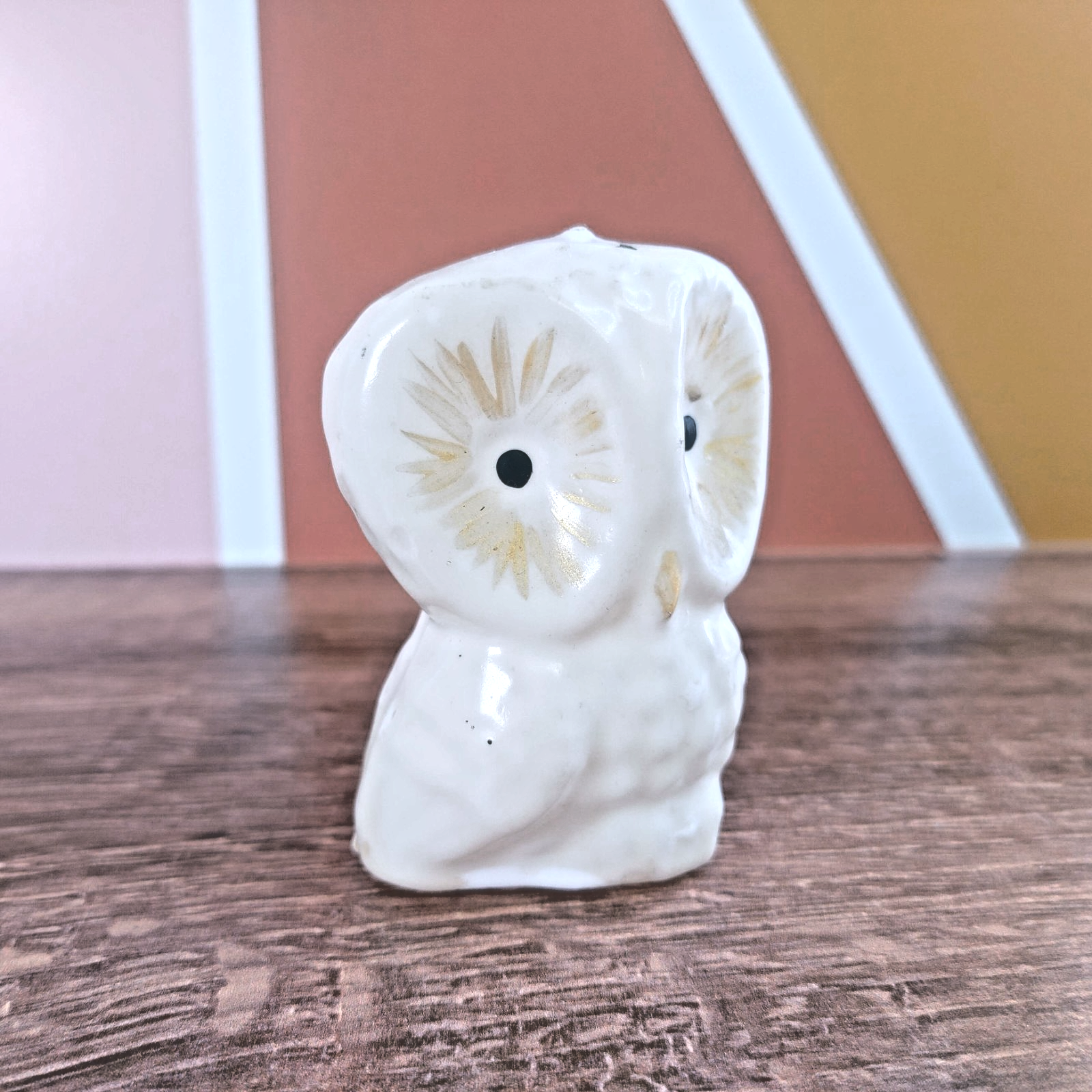 Vintage White Owl Candle Large Eyes Gold Accents 3"