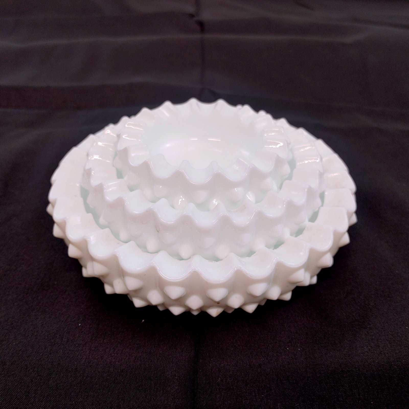 Vintage Fenton White Milk Glass Hobnail Nesting Ashtrays - Set of 3