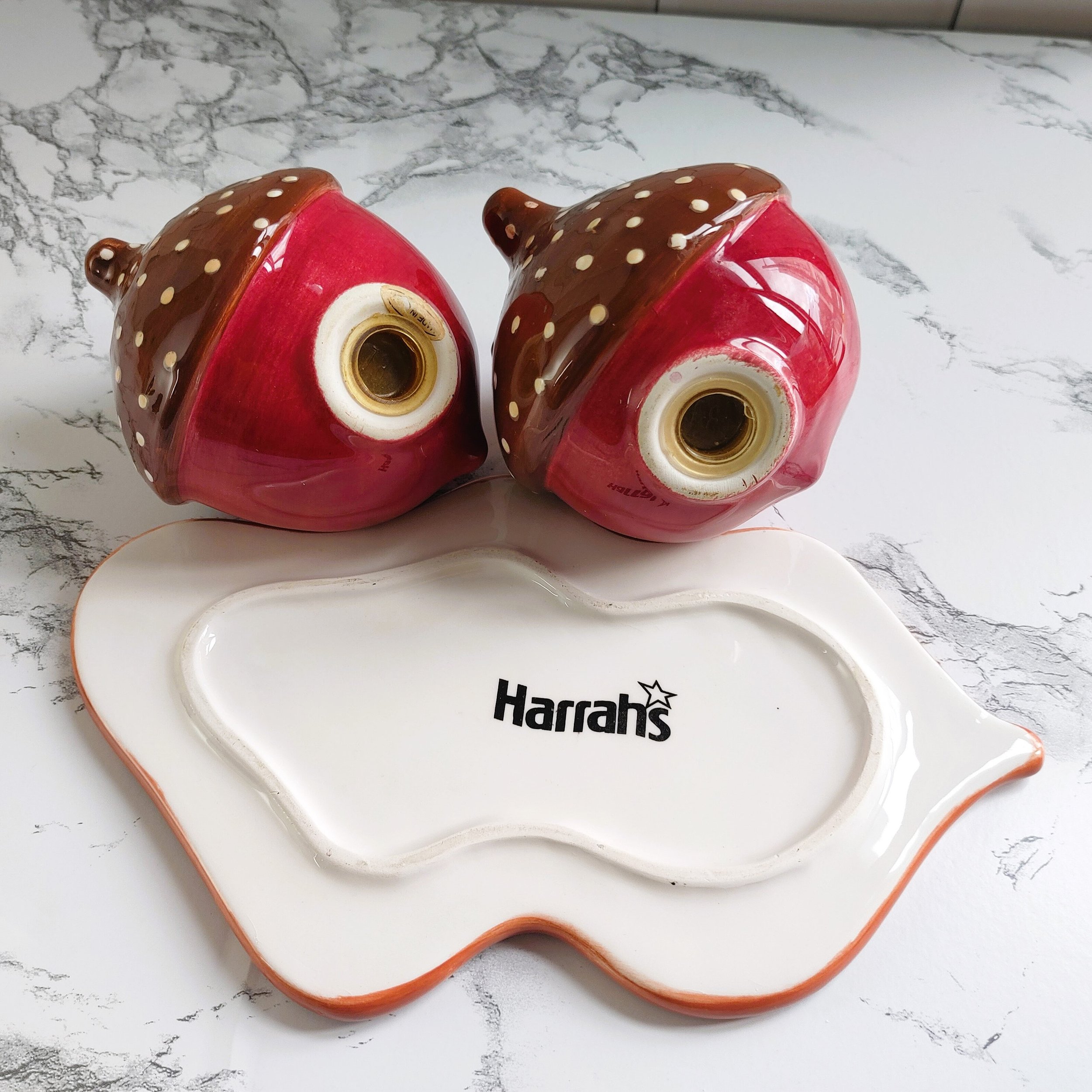 Vintage Harrah's Acorn Salt and Pepper Shakers