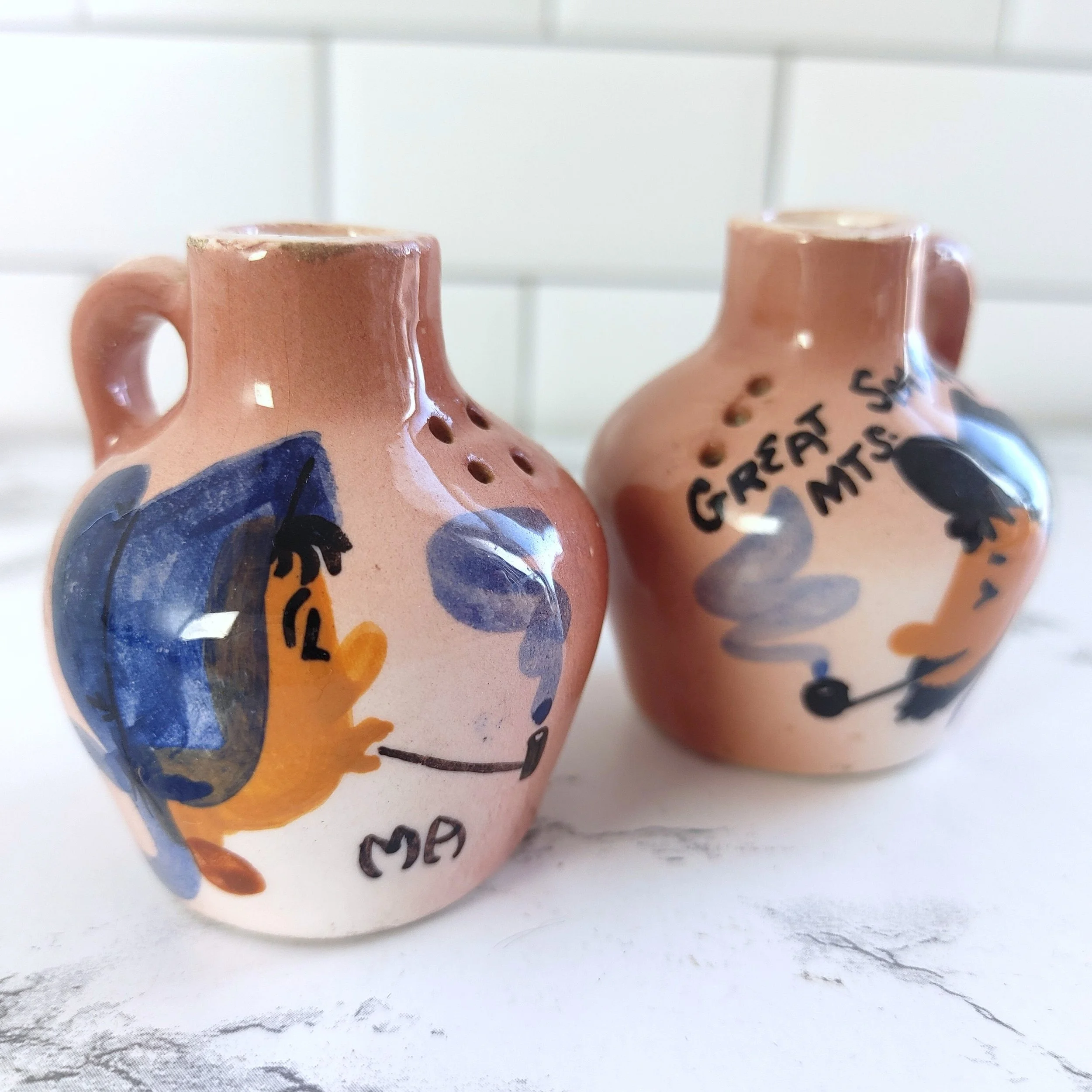 Vintage "Ma & Pa" Moonshine Jug Salt & Pepper Shakers - Great Smoky Mountains
