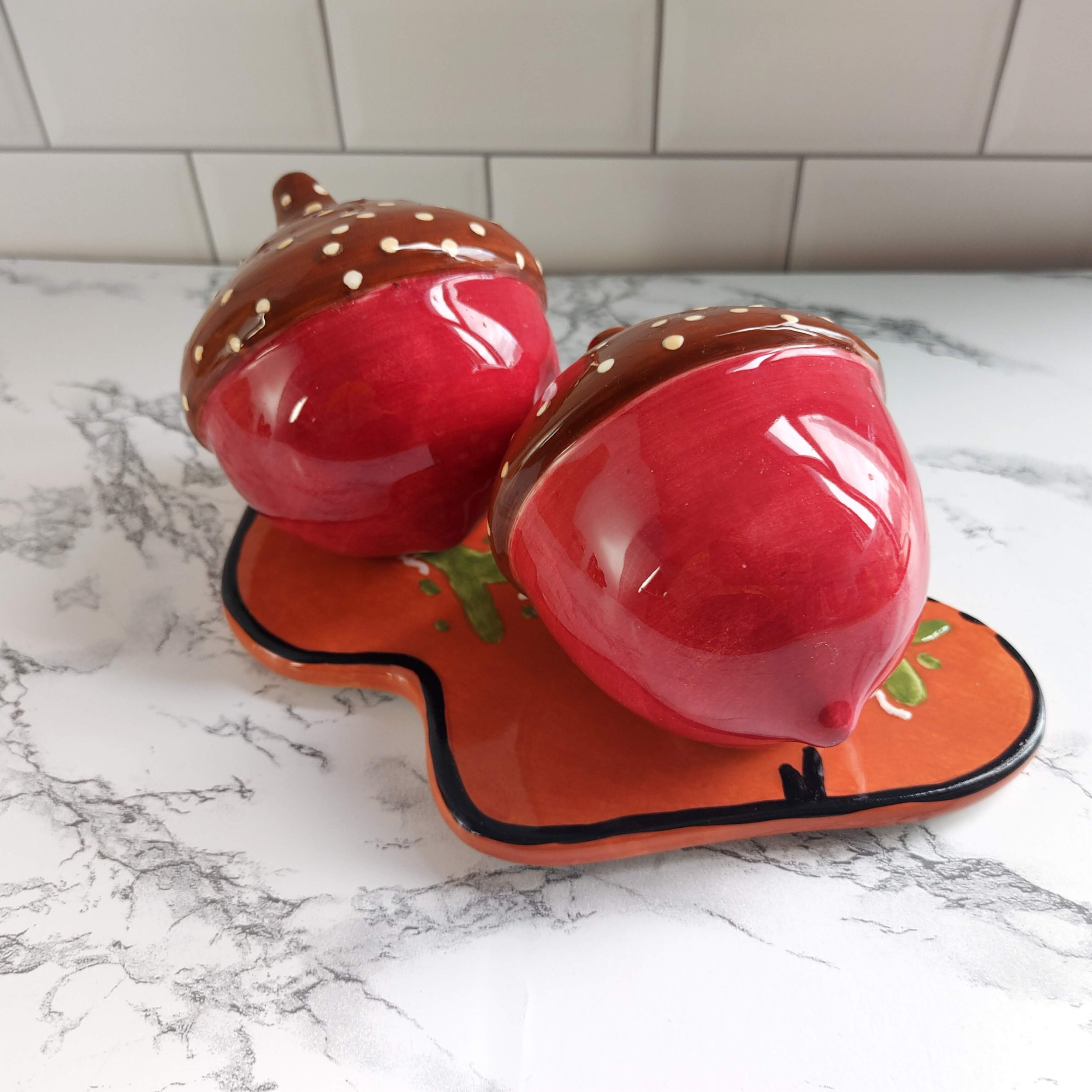 Vintage Harrah's Acorn Salt and Pepper Shakers