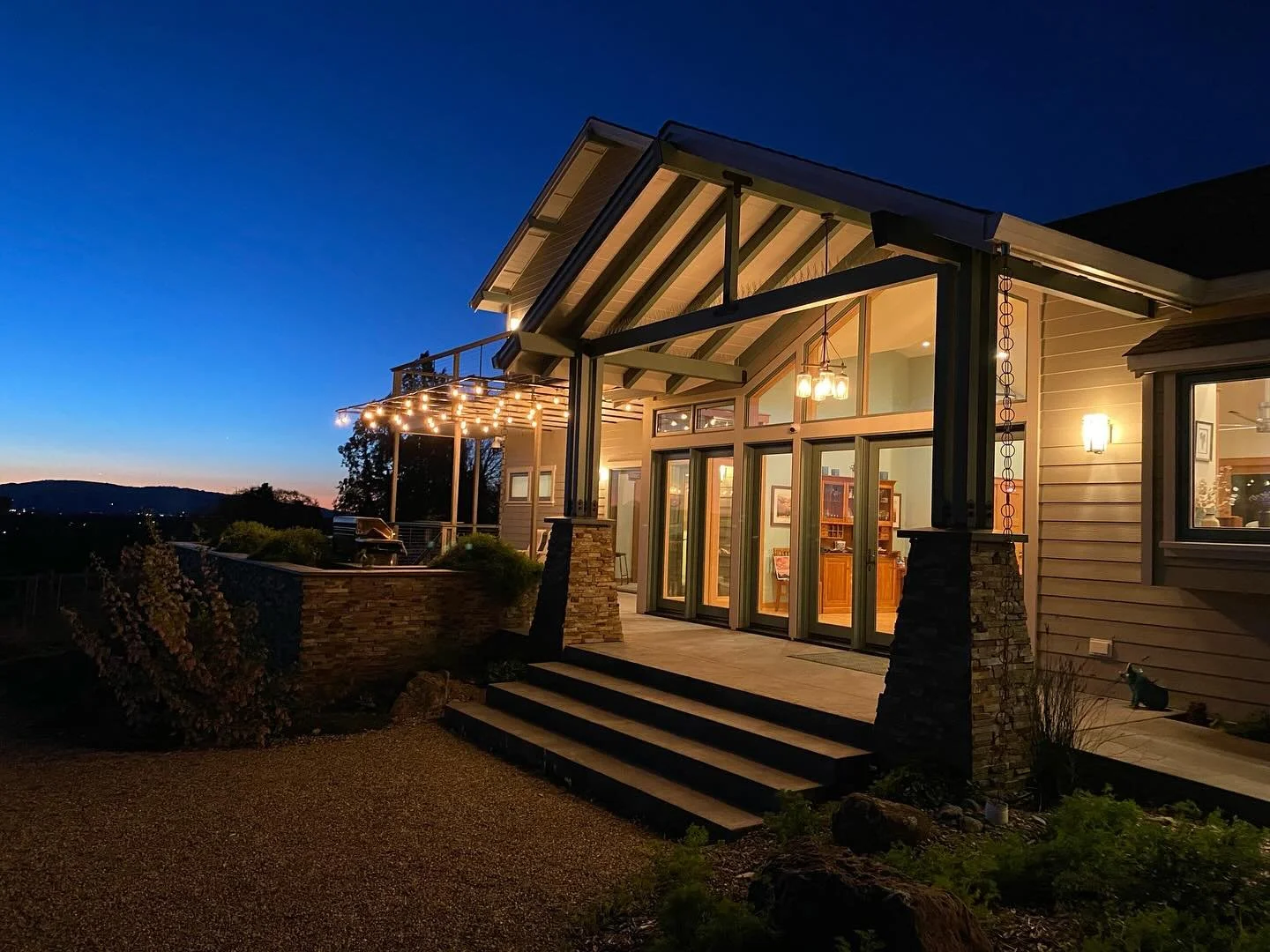 Photoshoot at dawn, the first look at one of our residential projects soon to be showcased on our website.

#larslangbergarchitects #larsarchitects #californiaarchitect #winecountryliving #customhome