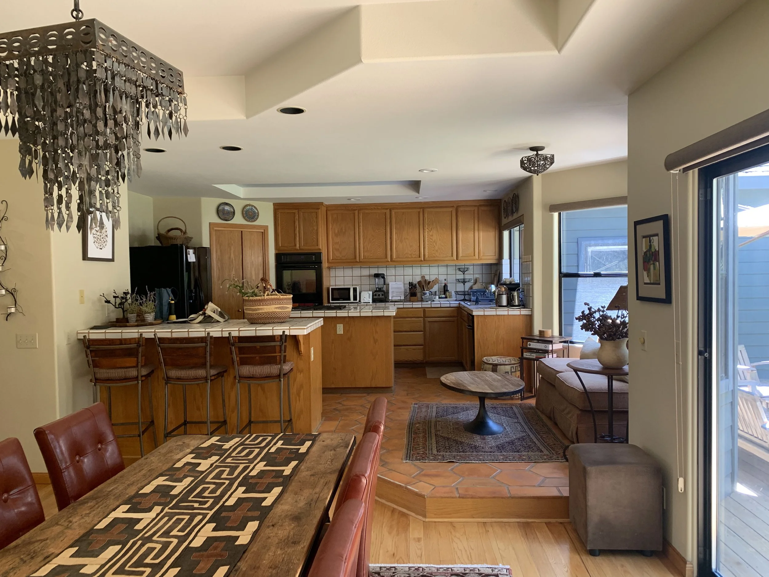 01 family room 5.jpg