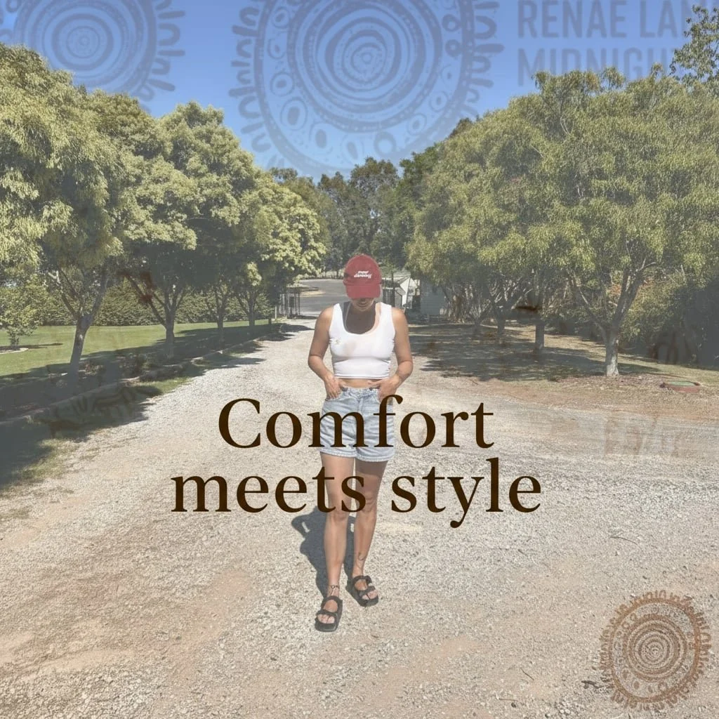 Exclusive Midnight Dreaming Gold logo Singlet