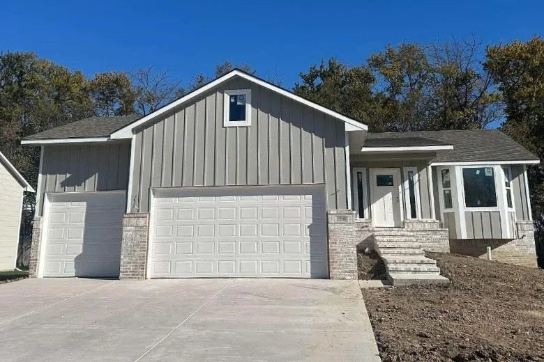 1548 S Meadowhaven St.
1548 S Meadowhaven St. Andover, KS 67002
4 Beds
3 Baths
1092 Plan
