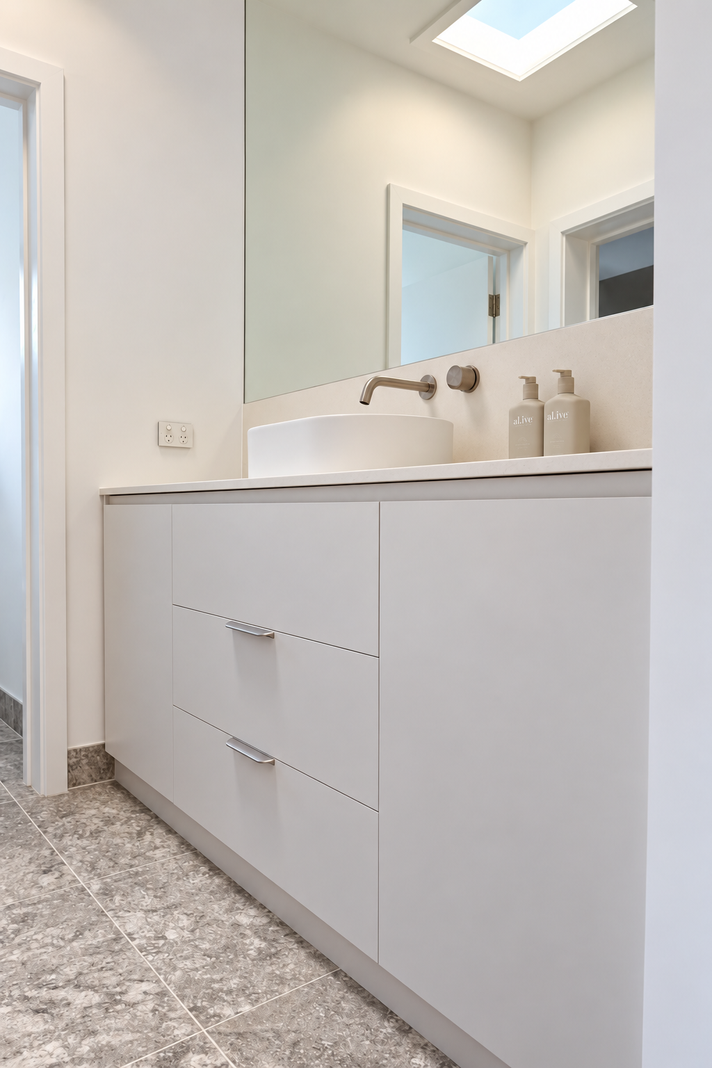 caufield-renovation-bathrooom-sink-architect-melbourne.jpg