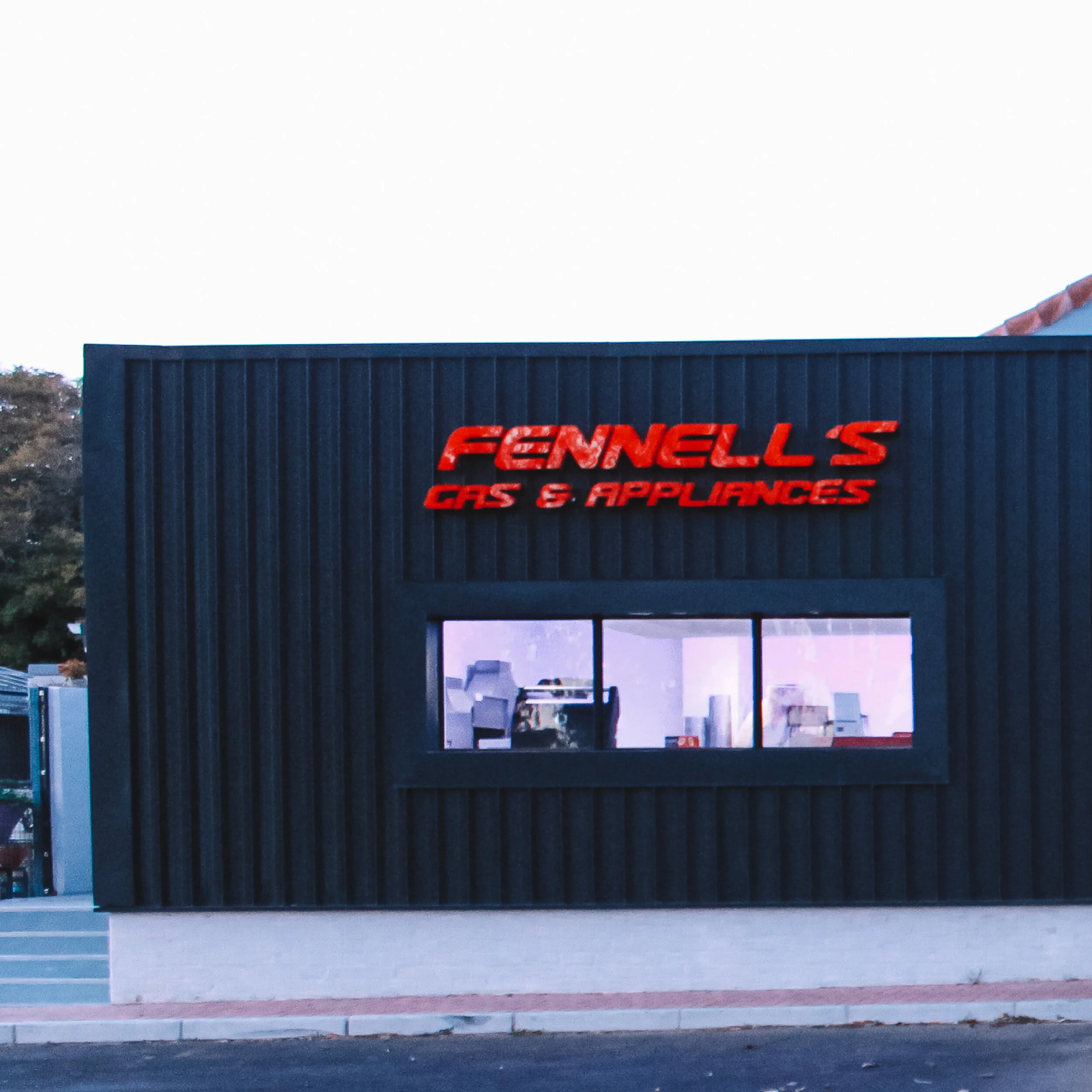 Check out the Fennel's showroom the next time you're driving down Main rd. Walmer.⁣
⁣
We constructed a new showroom as an addition to the old shop. The addition included mono-pitch marine ply waterproofed roof and concrete canopy with steel beam surr