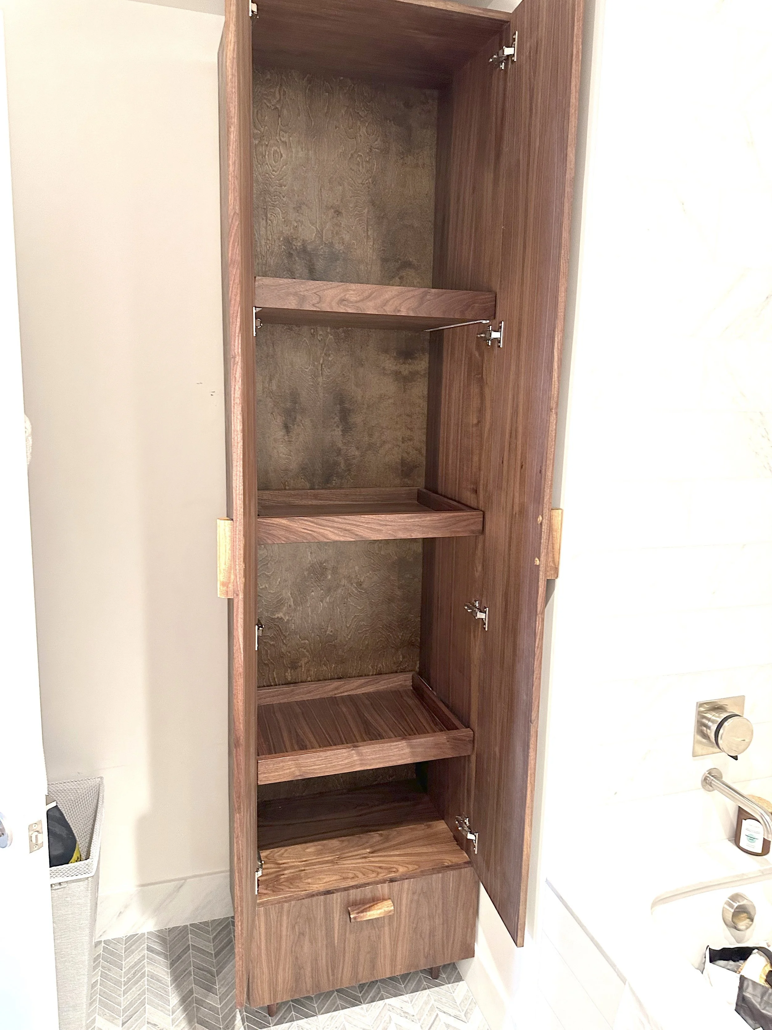 Open+Cabinet.jpg