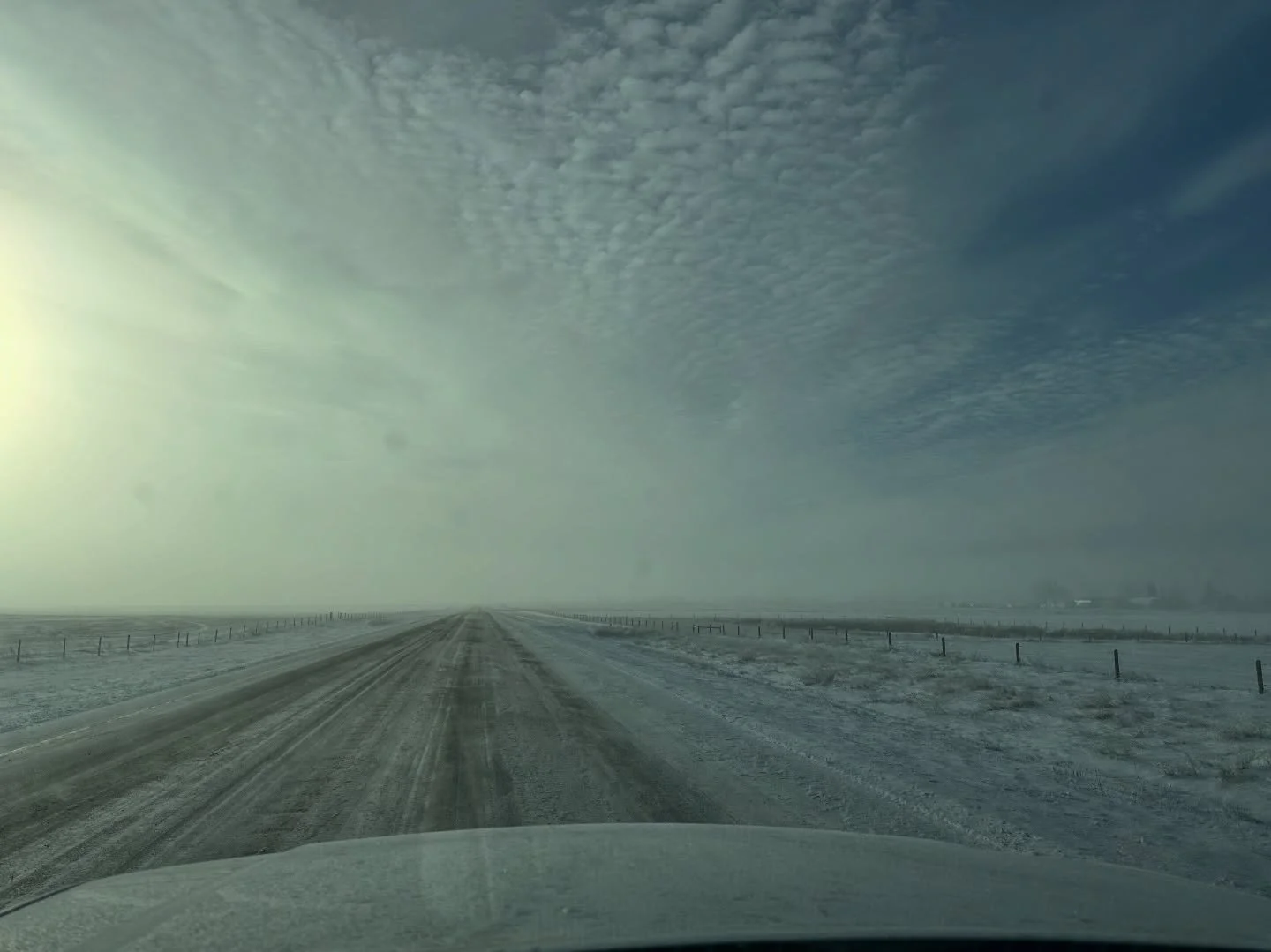 It was a lengthy and icy commute to Vulcan this morning but the welcome was warm

(I know why I have the title of International Master Stager! 😁 @stagingtraining )

Prepared a wonderful villa in the golf and country club community in Vulcan. 

The s