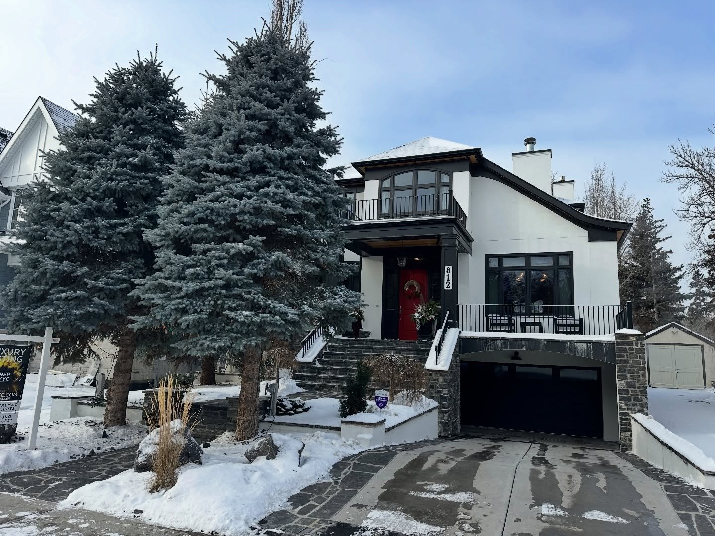 Visited this beautiful property in Rideau. Taking care of all important details prior to listing

Offering my home staging advice, making sure each room shows a clear purpose, and looks amazing online and in person

Sending over my custom home stagin