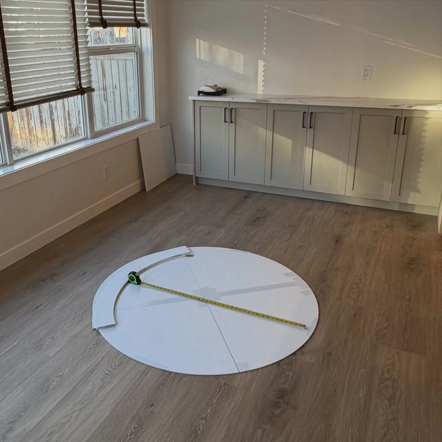 A visual of size is such a great tool to help select the right size table

Great design consultation this morning in Tuscany assisting a lovely couple with the selection of new pieces for their dining and living room

Going to put some beautiful opti