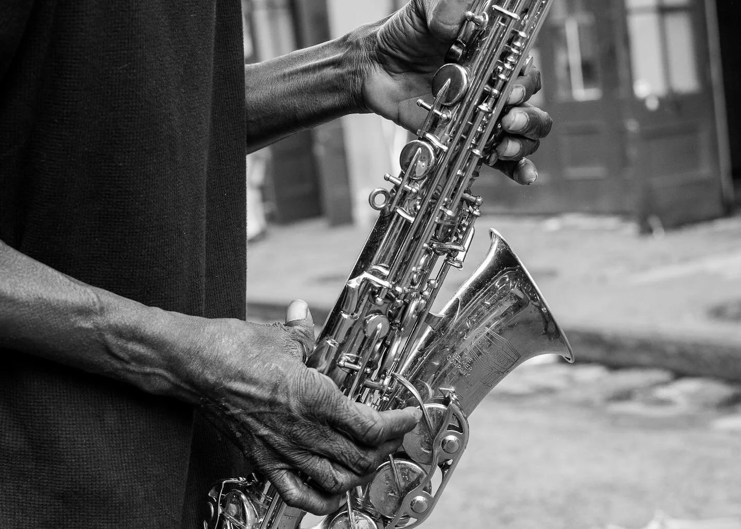 French Quarter musician. I did an informal poll on FB and most people wanted to see it in black&amp; white. #frenchquarter #neworleans #blackandwhite #blackandwhitephotography #saxaphone #streetphotography #streetstyle #neworleansstyle