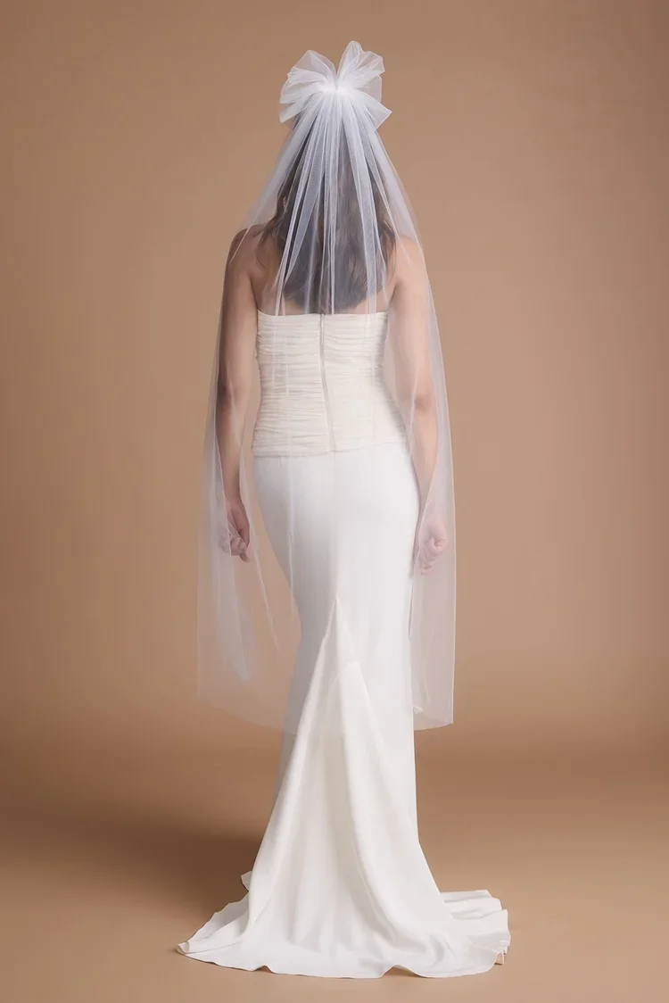 Farrah Veil