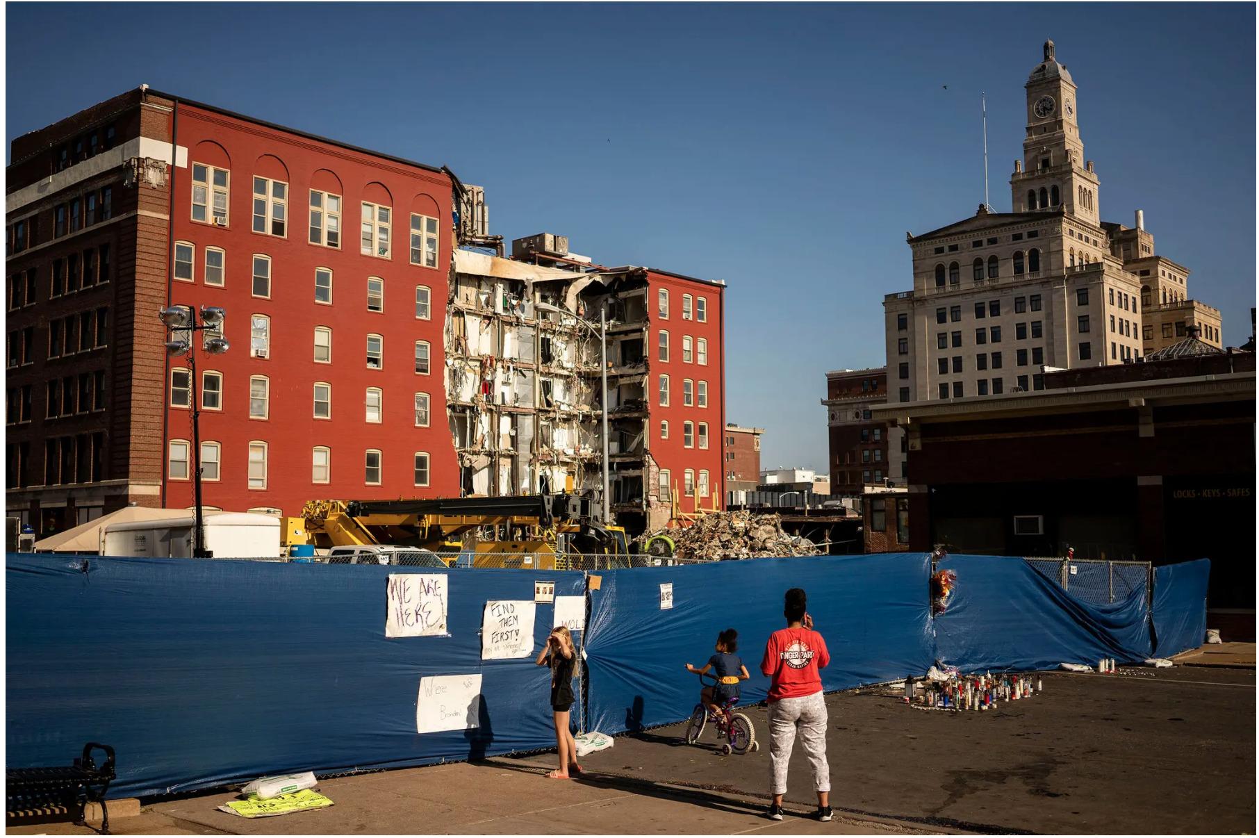 Iowa Building’s Flaws Were Well Documented Before Deadly Collapse