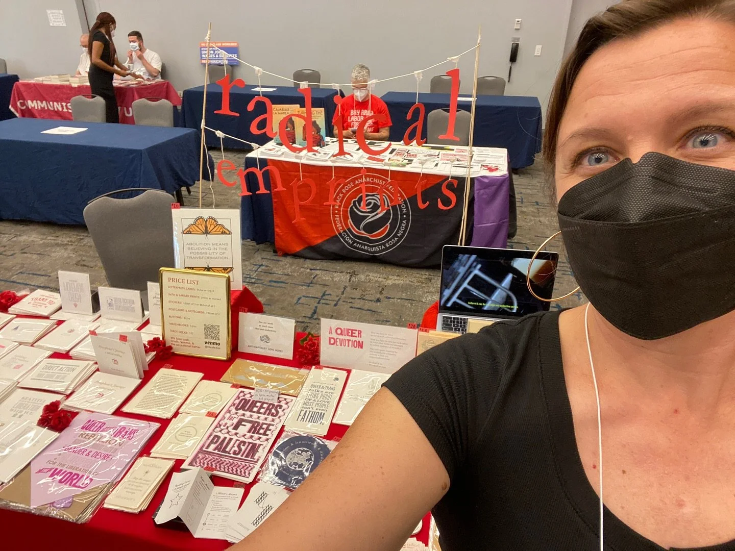 Out here at @socialismconference slinging letterpress prints &amp; meeting good folks. Come say hey - I&rsquo;m in Grant CD on the first floor! 🥖🌹