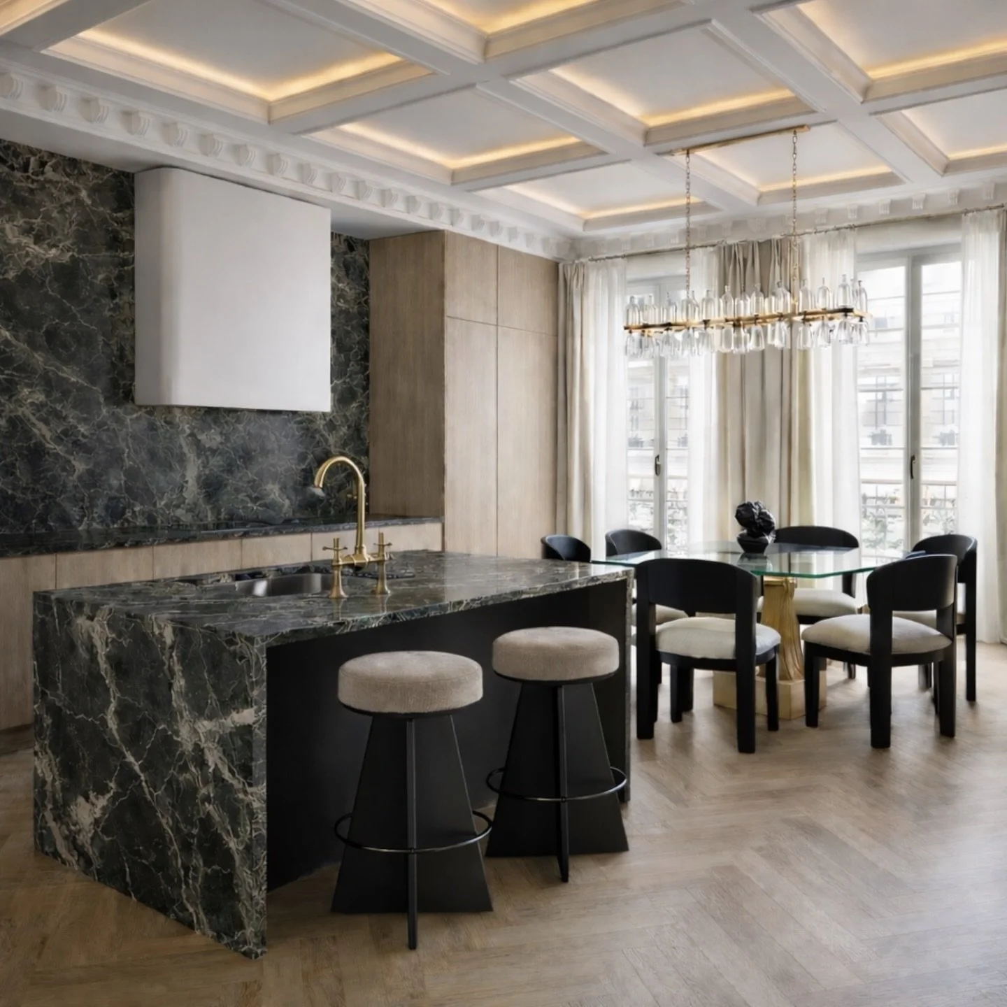 A dark and moody vibe 🖤 Designed by @yeginfill 

For all inquires, link in bio! 
&bull;
&bull;&bull;#kitcheninspiration #finditstyleit 
#dallasinteriordesign 
#interiordesignideas 
#interi&ouml;r 
#homewithrue #howihome 
#idcoathome #OneRoomChalleng