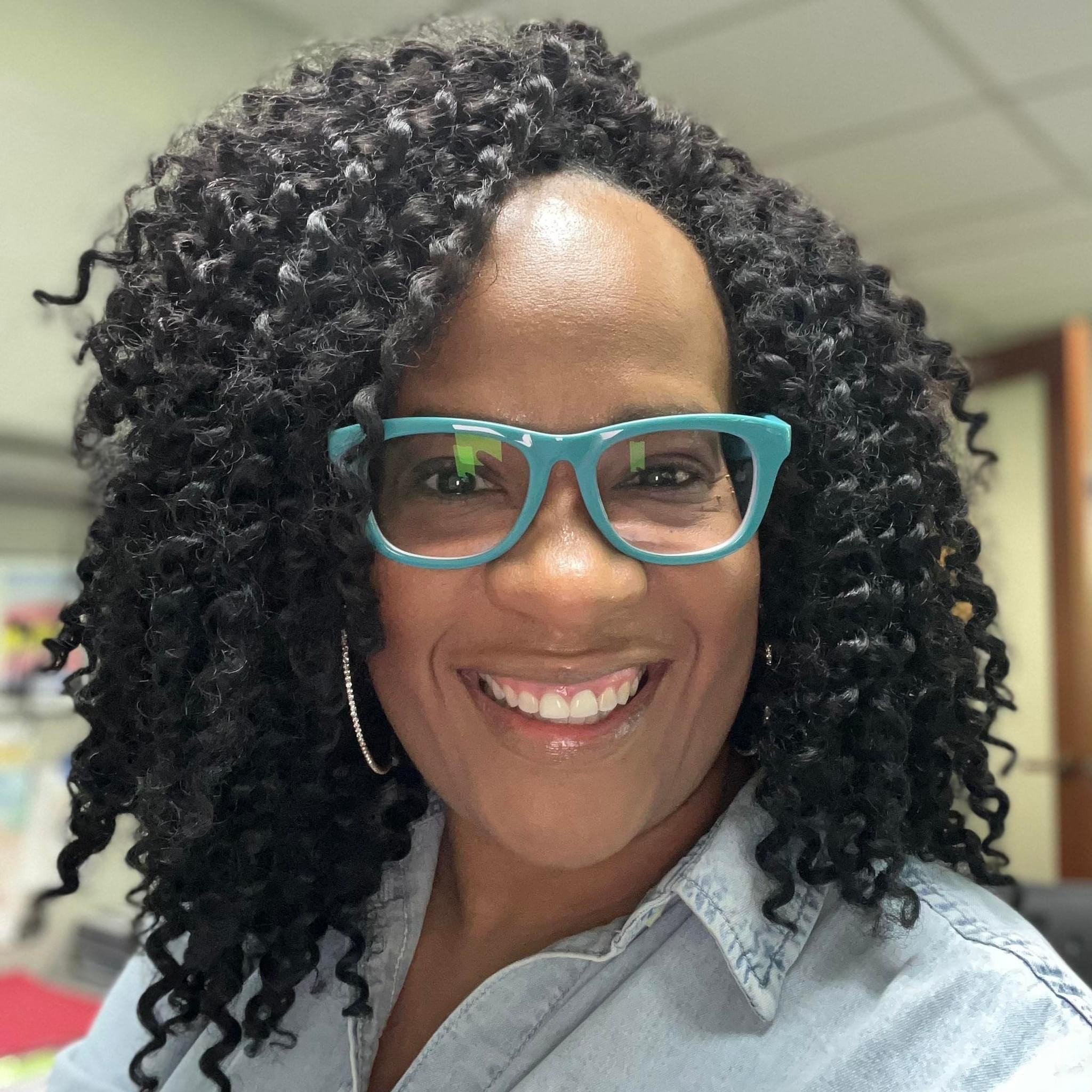 Lucretia Robertson headshot