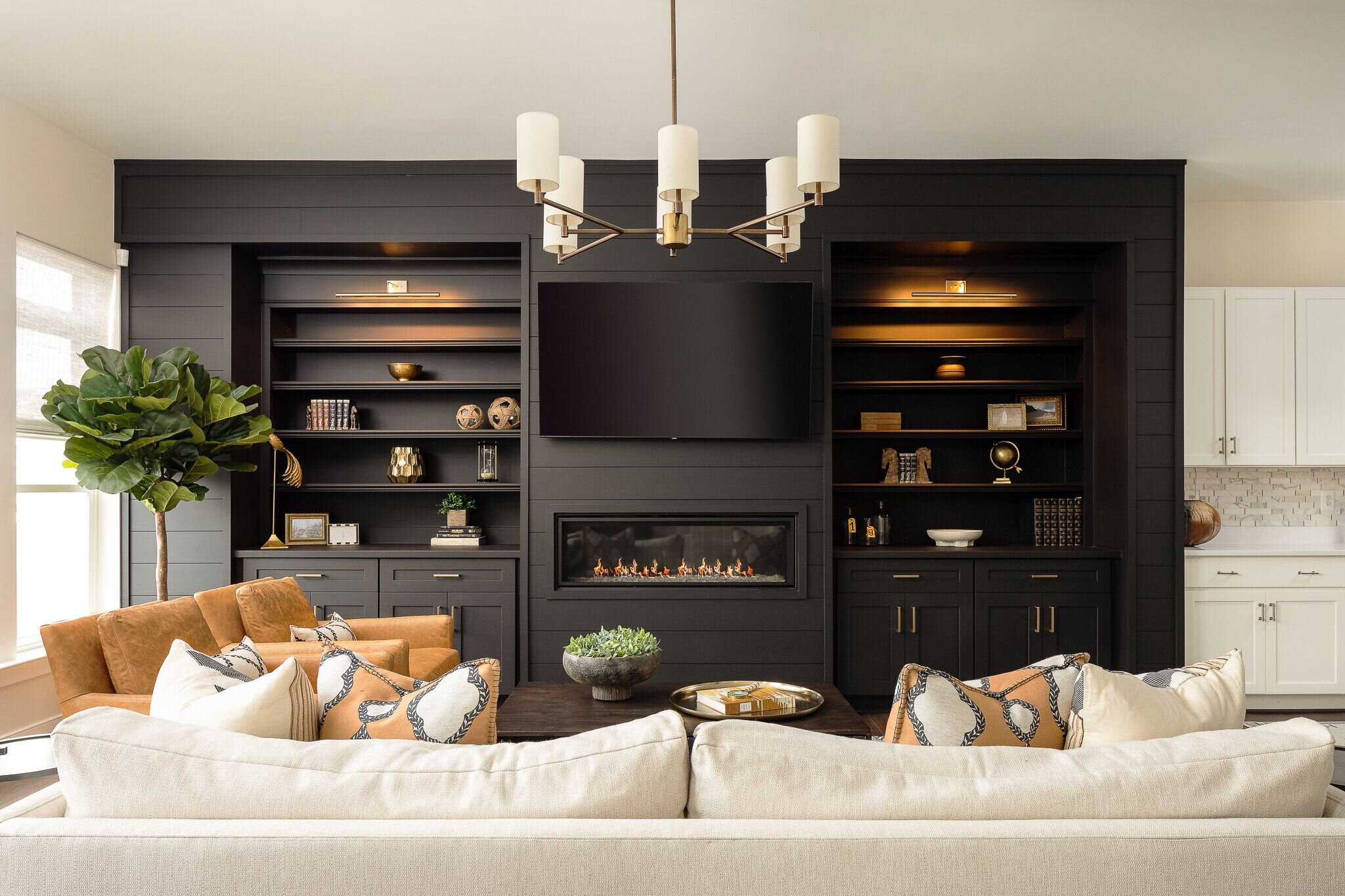 Luxury Lives Here. At Sweeps N Ladders, we create fireplaces that make a statement💫. Experience the perfect blend of comfort, warmth, and sophistication. #StatementFireplaces💥

📷: Pinterest

#sweepsnladders #fireplacerenovation #chimneysweeper  #f