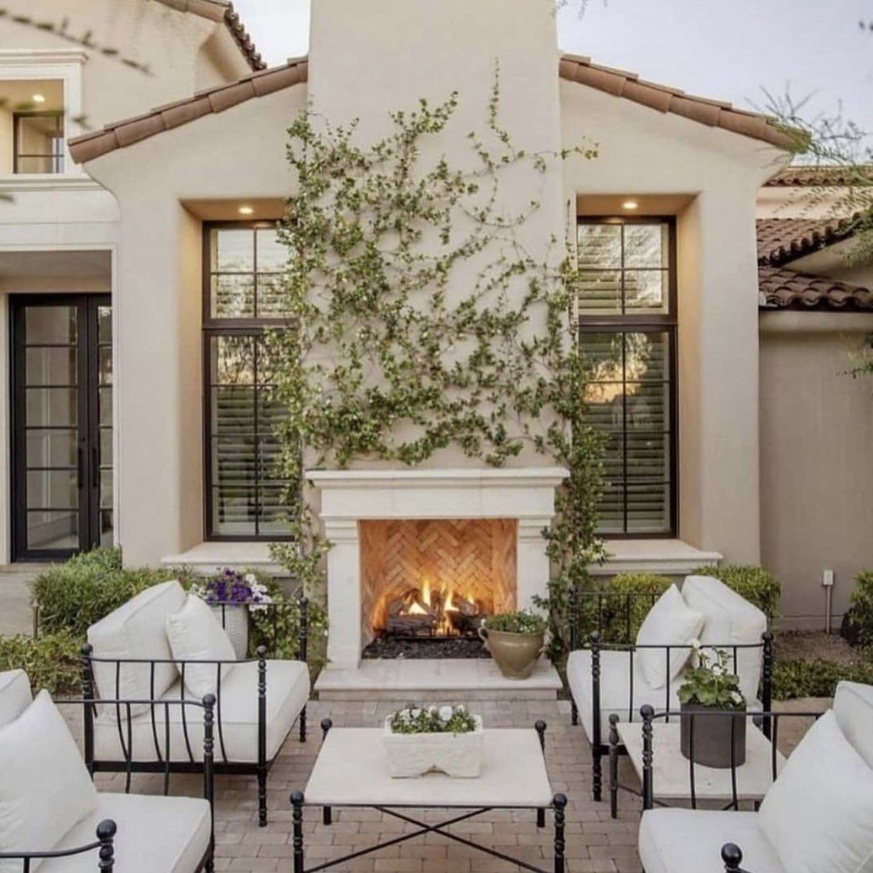 Changing the Game Outdoors. Outdoor fire features can be game-changers for your backyard. We provide the warmth that turns backyards into ultimate comfort zones. #GameChanger🔥

#sweepsnladders #fireplacerenovation #chimneysweeper  #fireplaceremodel 