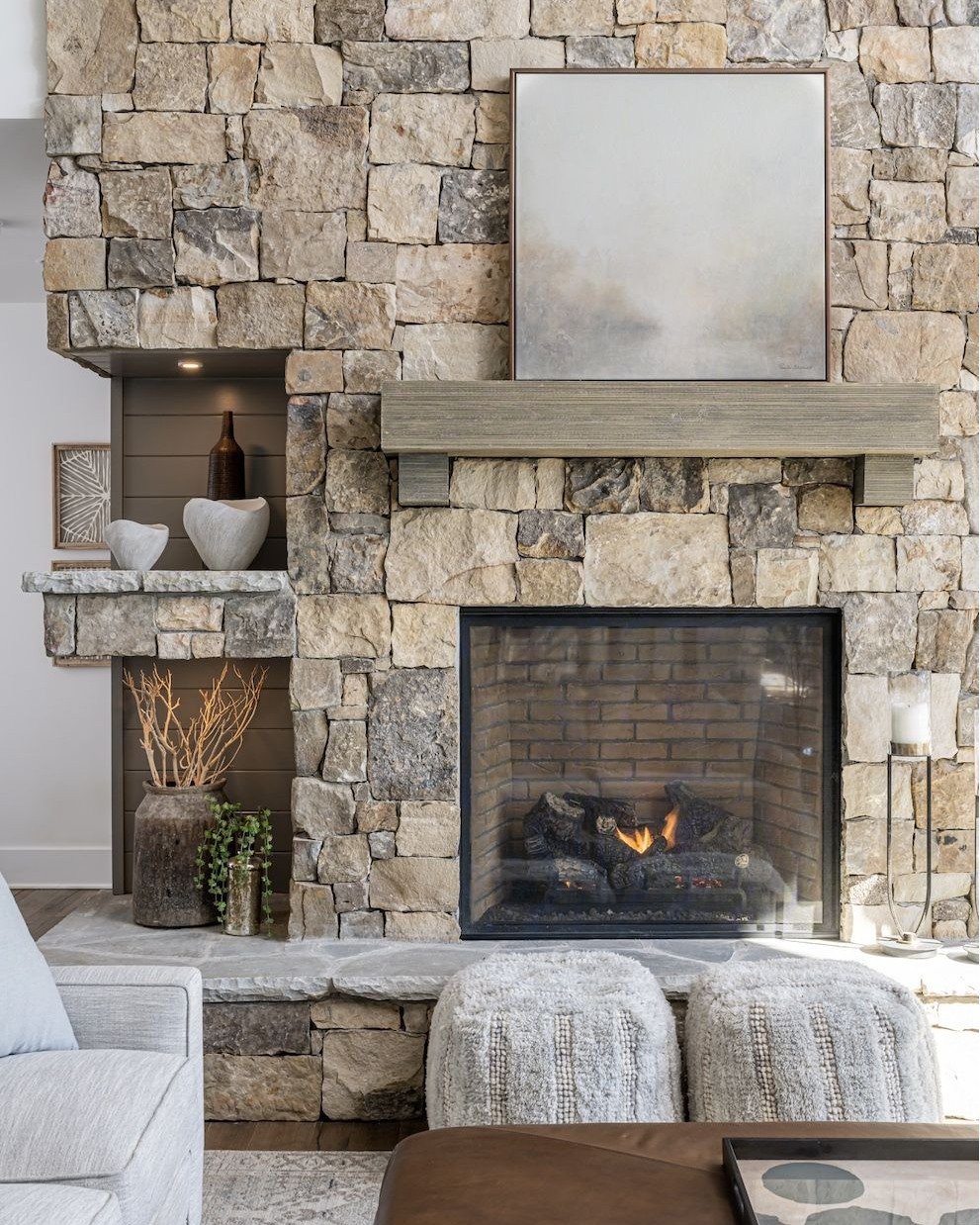 Turn up the Detail from the hearth to the mantel, every detail matters🔍. We're committed to creating fireplaces that inspire. #DetailsMatter💫

📷: Pinterest

#sweepsnladders #fireplacerenovation #chimneysweeper  #fireplaceremodel  #fireplacesafety 