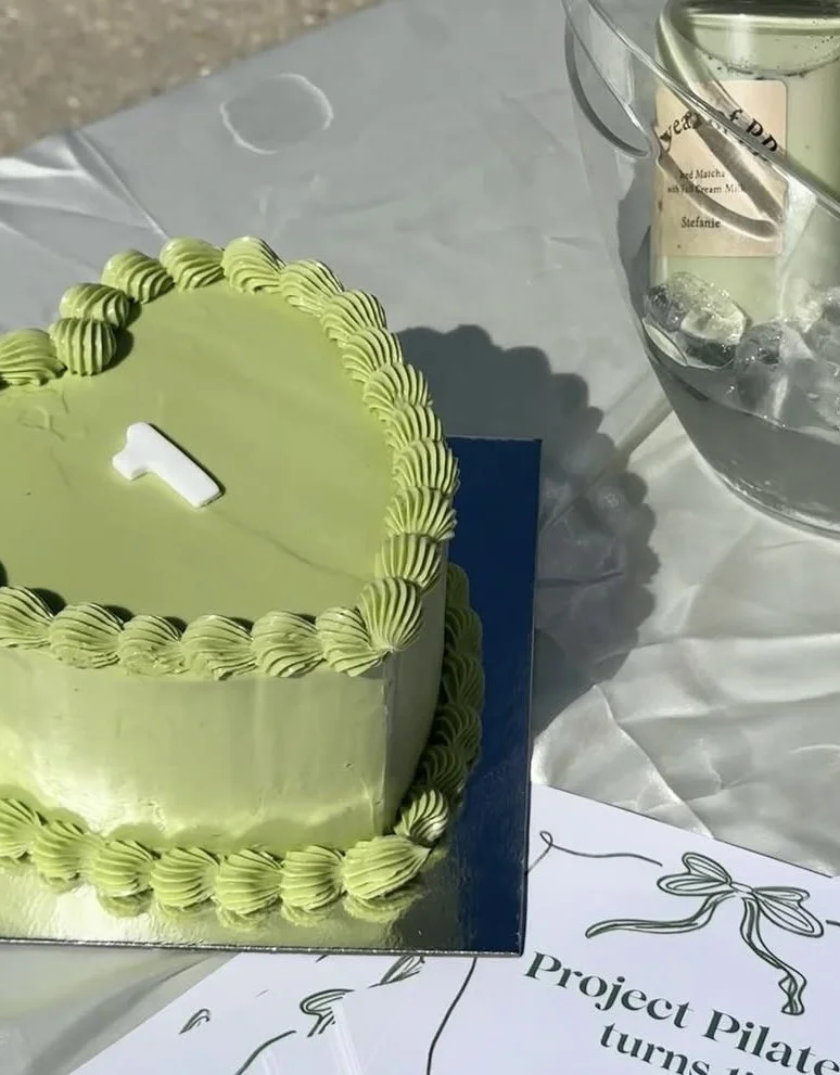 Petite Party Heart Cake