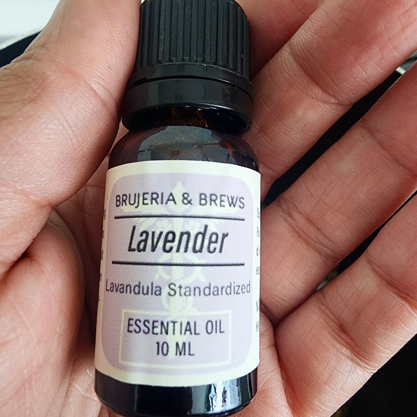 Why, yes, I use my own oils. Did you know we have essential oils just a click away?

Had to break this open for that one thing that's on pre-sale that I emailed y'all about. Did you get the email? Did you place your order?

#Apothecary #BrujeriaandBr