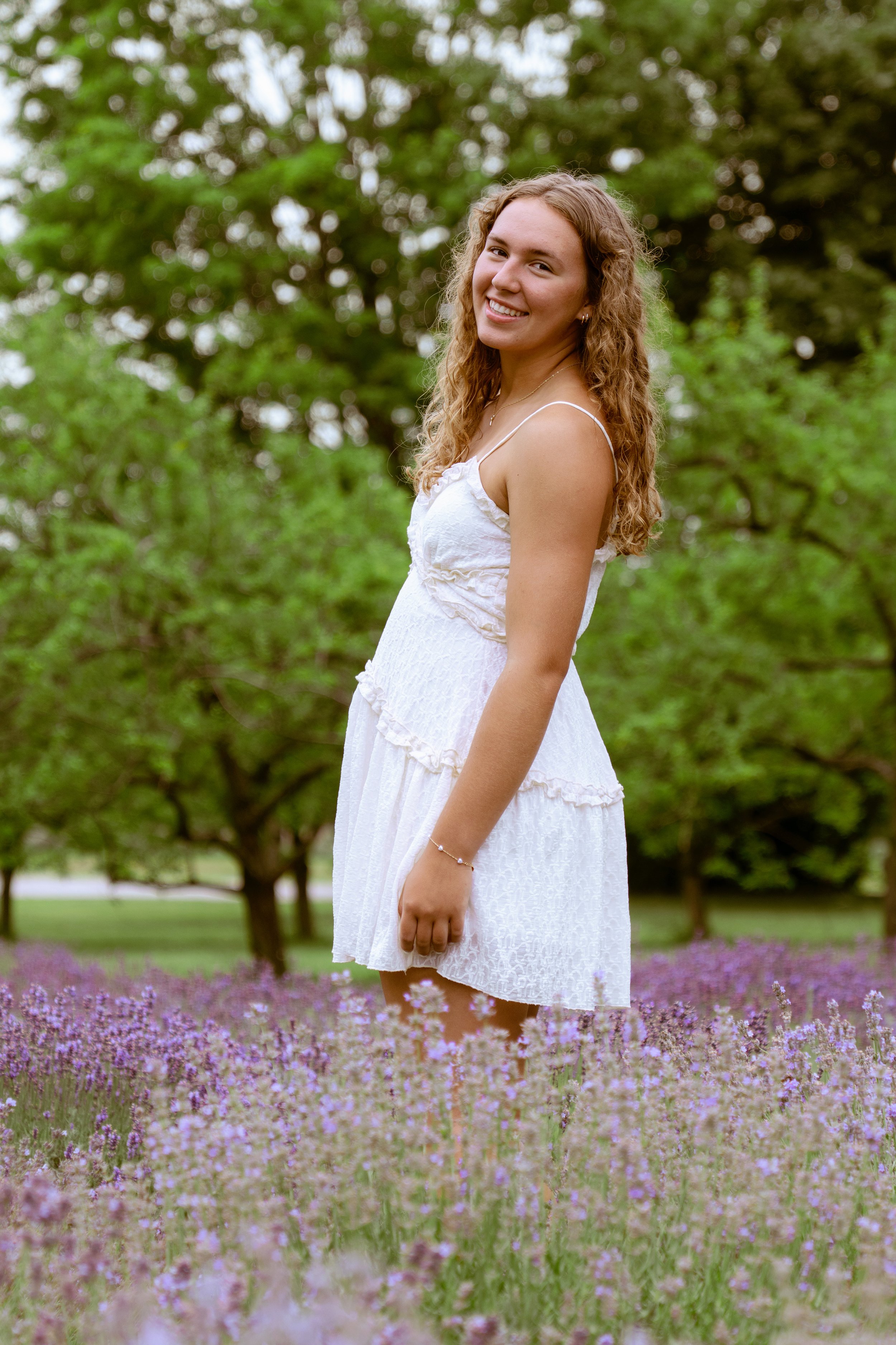 Emily_Kushion_Senior_2026_02060.jpg