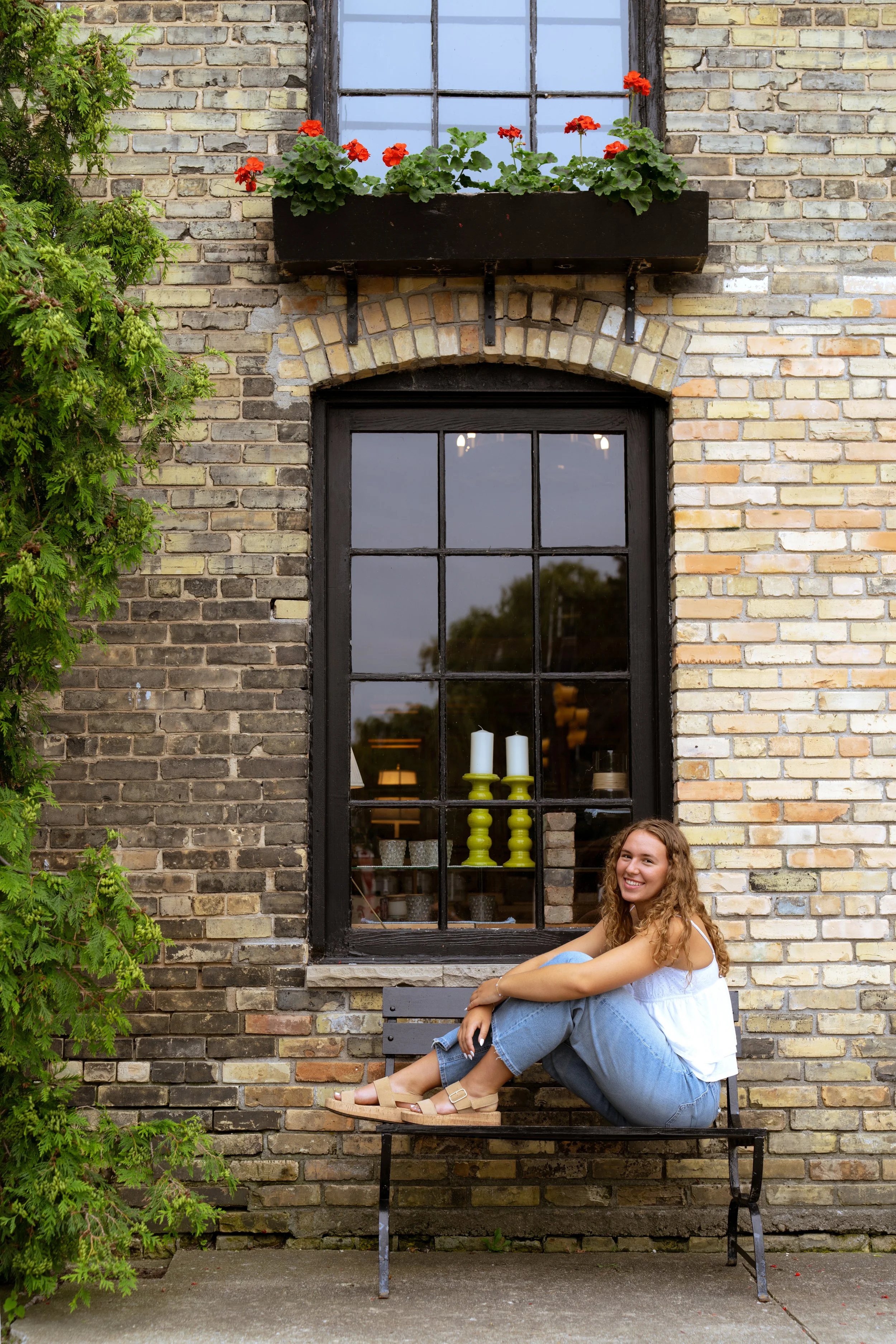 Emily_Kushion_Senior_2026_01491.jpg