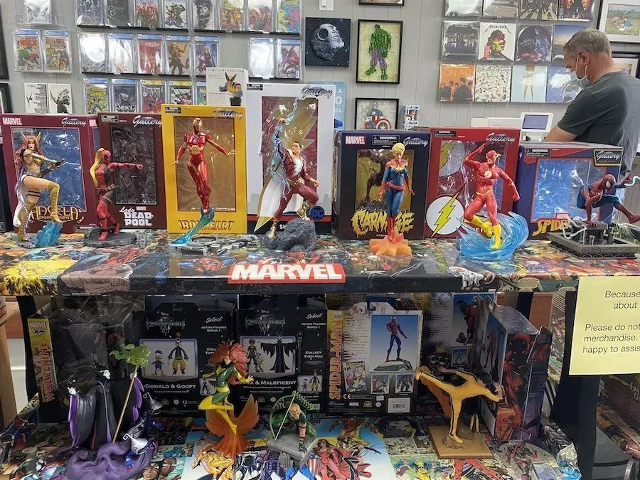 BABYLON COLLECTIBLES 225 DEER PARK AVENUE BABYLON