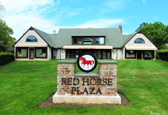 RED HORSE MARKET 74 MONTAUK HIGHWAY EAST HAMPTON