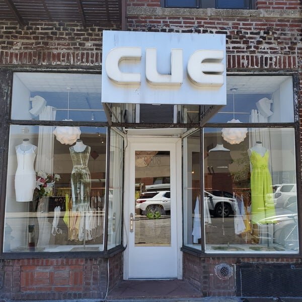 CUE BOUTIQUE 9108 3rd AVENUE