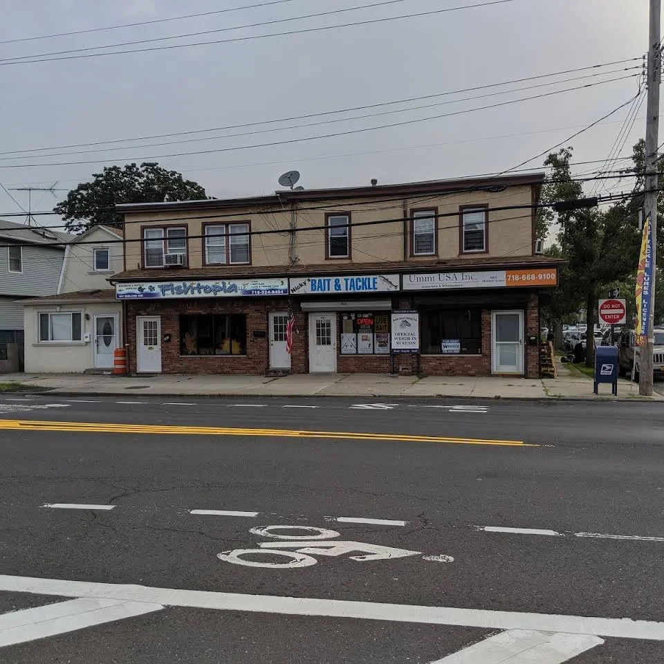 FISHTOPIA AQUARIUM SHOP 461 MIDLAND AVENUE