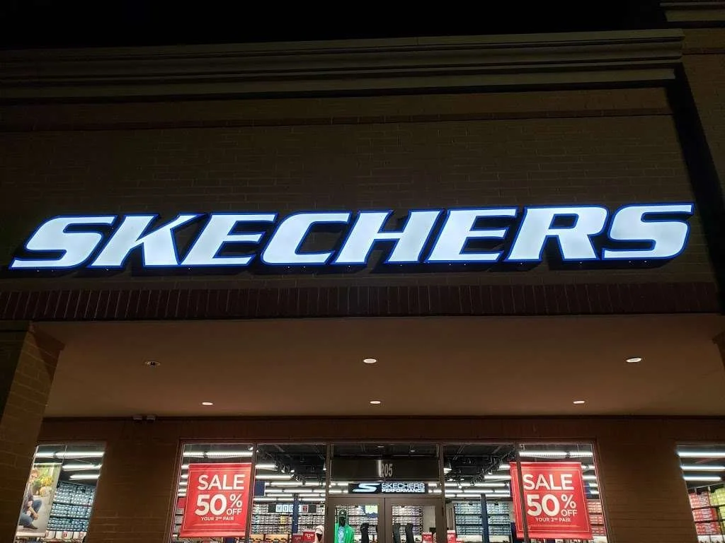 SKECHERS WAREHOUSE OUTLET 245 BRICKTOWN WAY