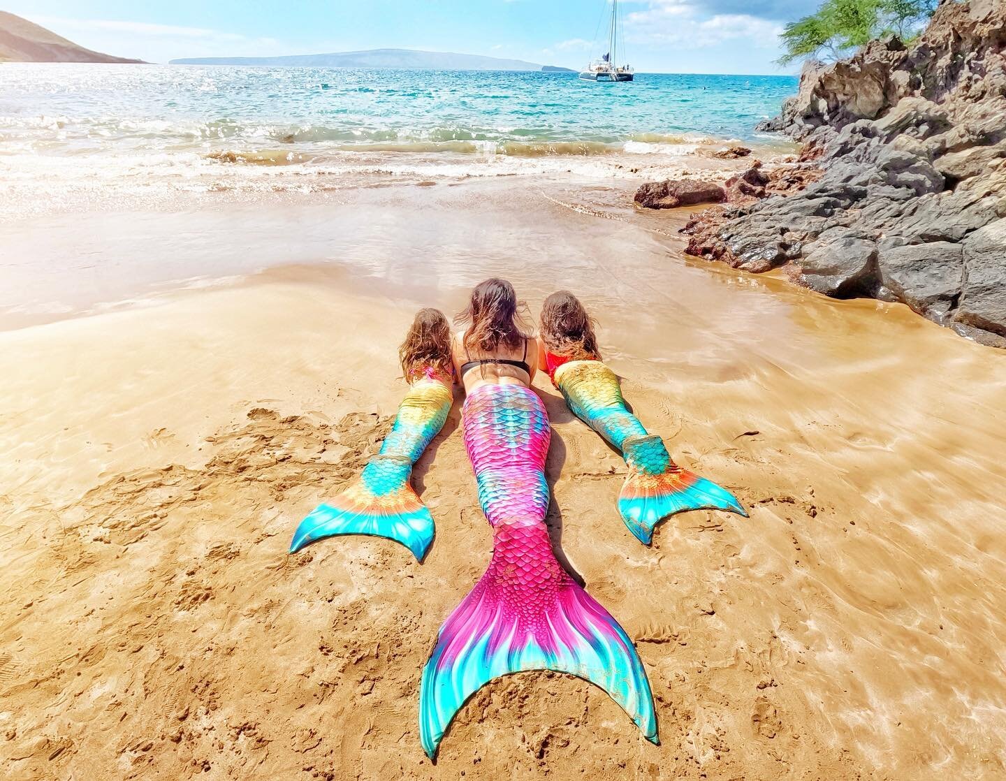 ✨🧜&zwj;♀️ Let the Sea set you free&hellip;

Mer-mazing swimming lesson with Lauren, Ellie, and Maggie today!! These three we the coolest pod of mermaids ever. Grateful to meet such a beautiful family. 💖

#mermaid #mermaids #mermaidlesson #mermaidsc