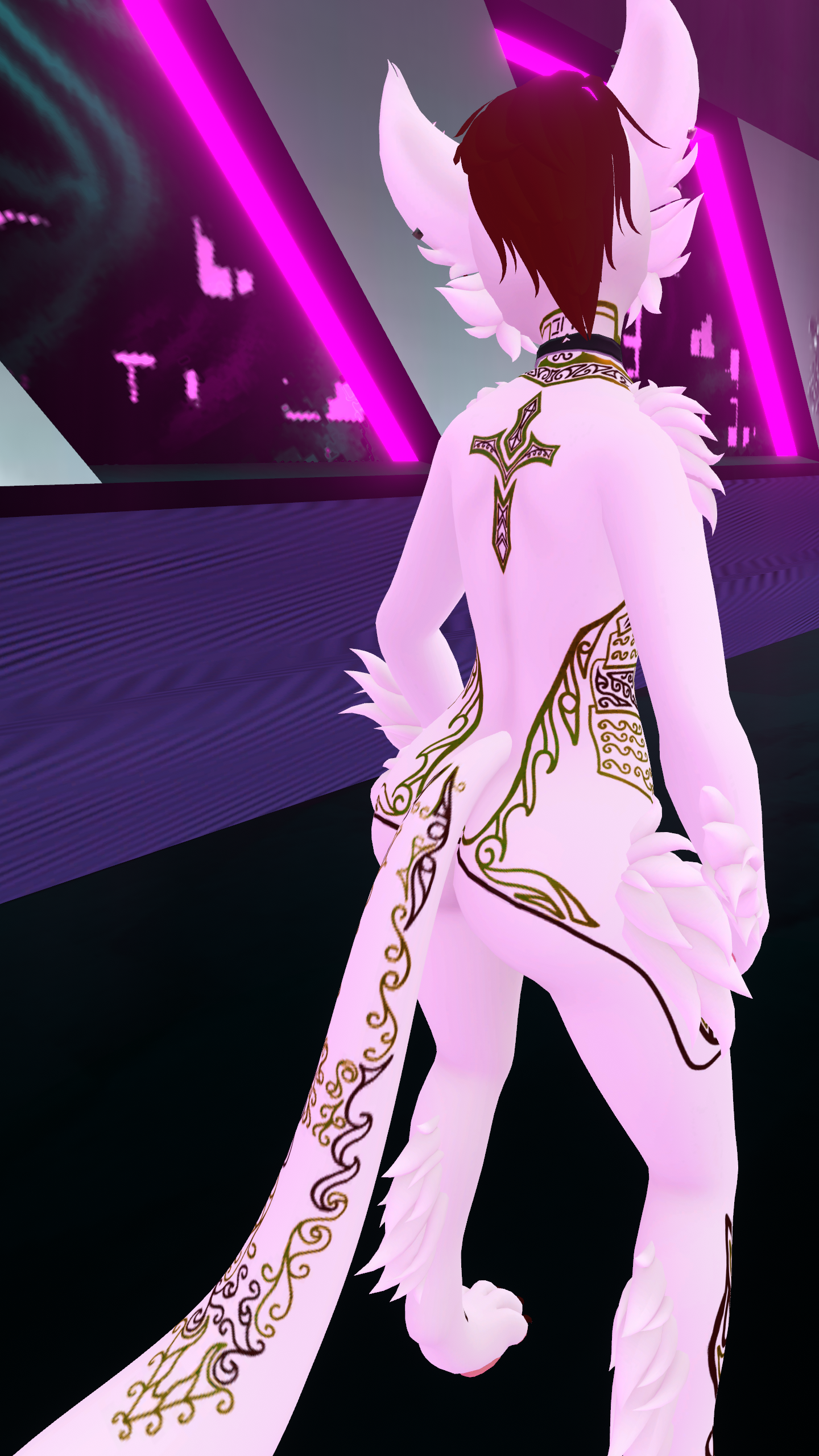 VRChat_2026-08-11_19-44-01.369_1440x2560.png