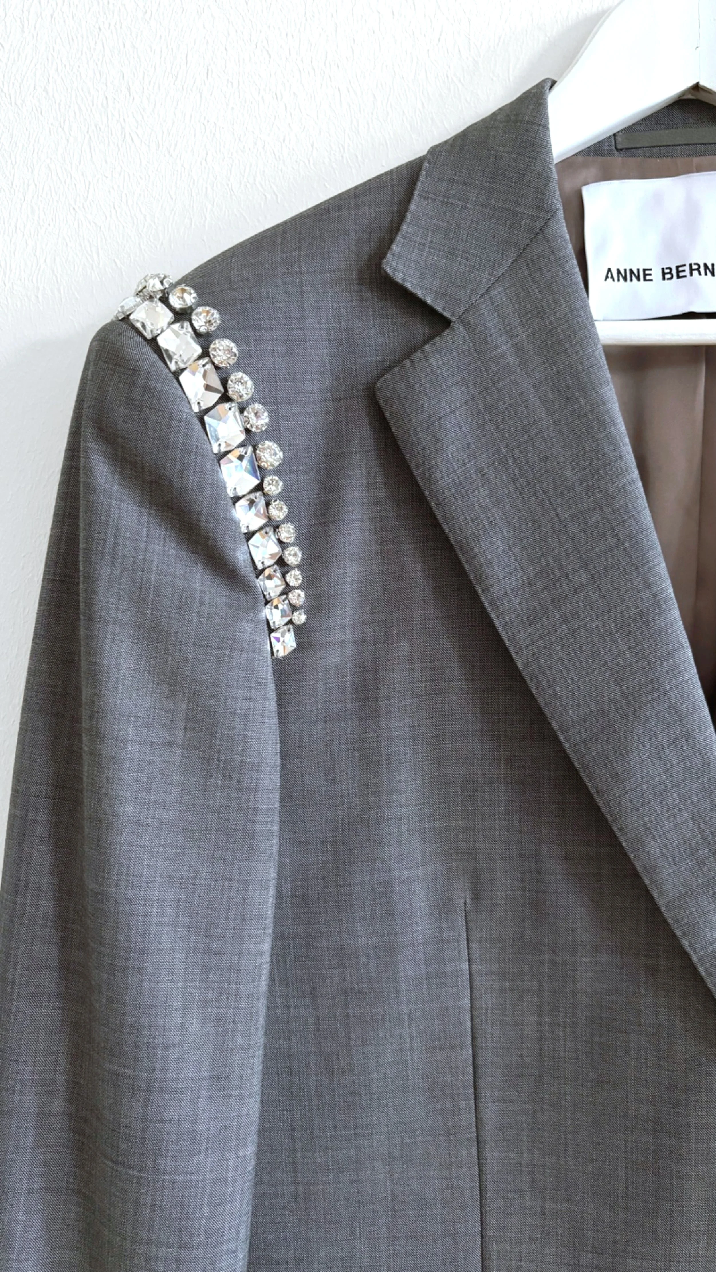 Anne_Bernecker_Otis_blazer_detail1.jpg