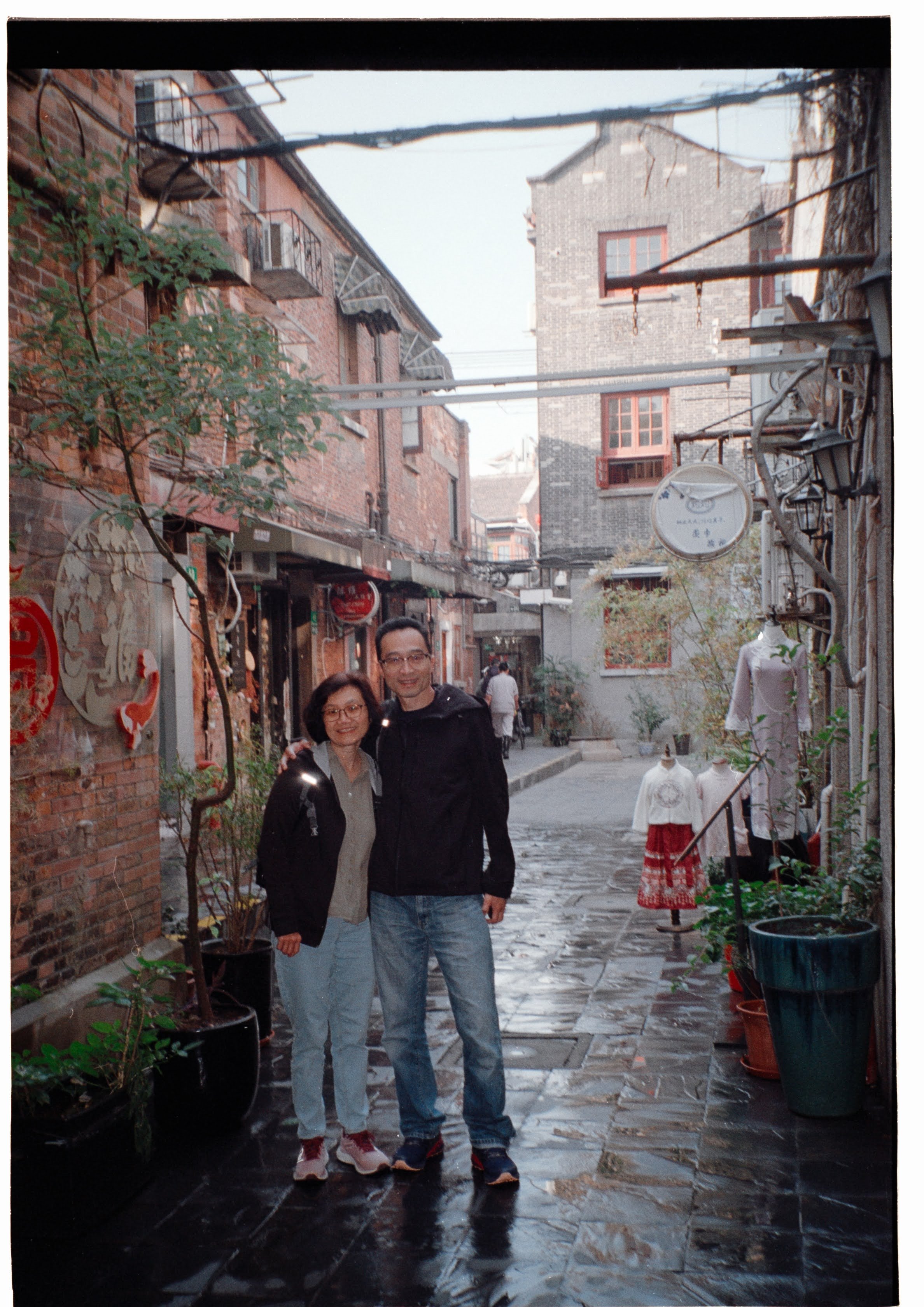 Mum & Dad at Tianzifang
