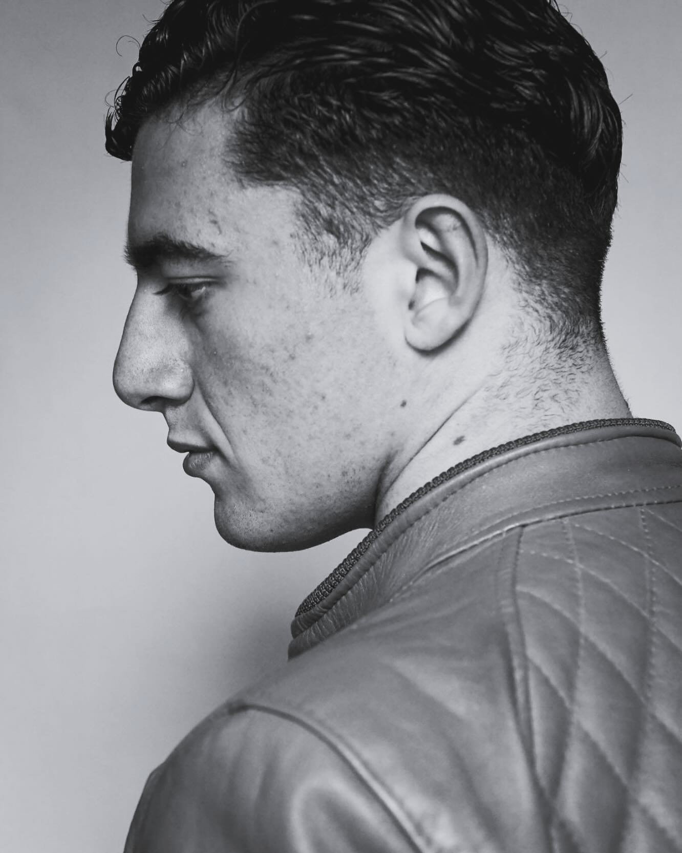 I am always amazed and fascinated how many different faces, angles and expressions one person carries.
When photographing people I want to explore all their faces and show them their unique beauty. ✨ 

#portraitphotography #melbourneportraitphotograp