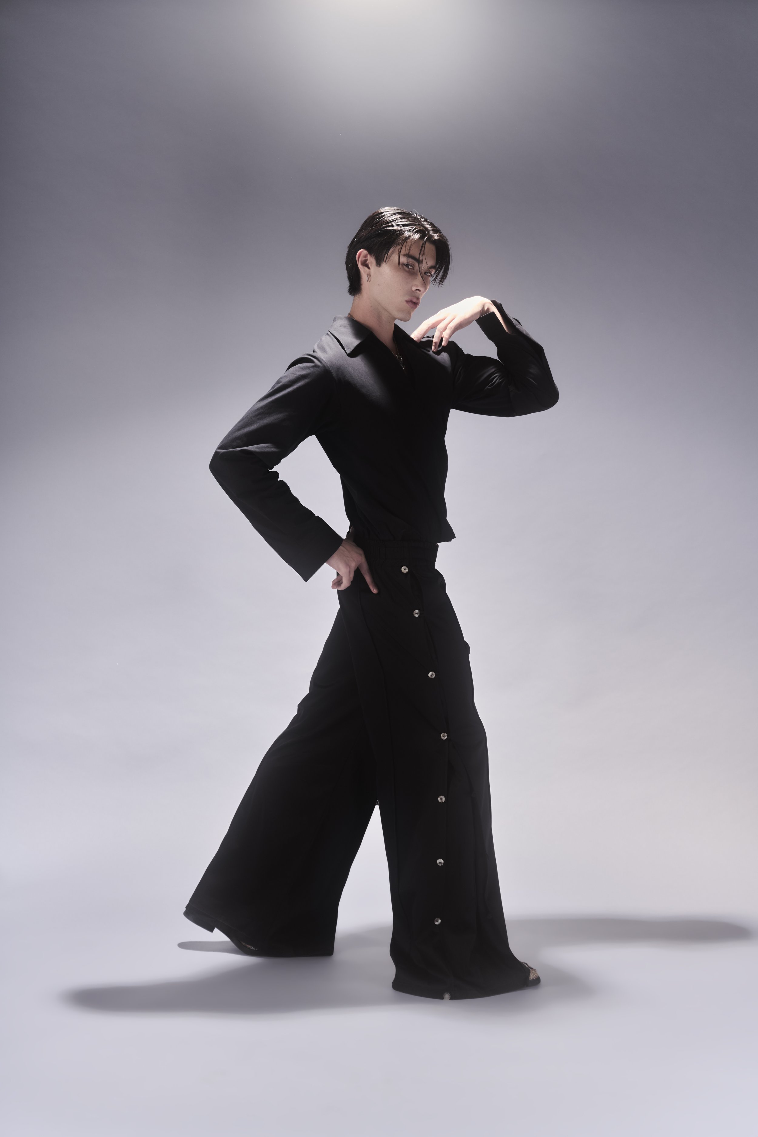 Joëlleparisotto_NOFUNOVIC_Lookbook_2025 4 copy.jpg
