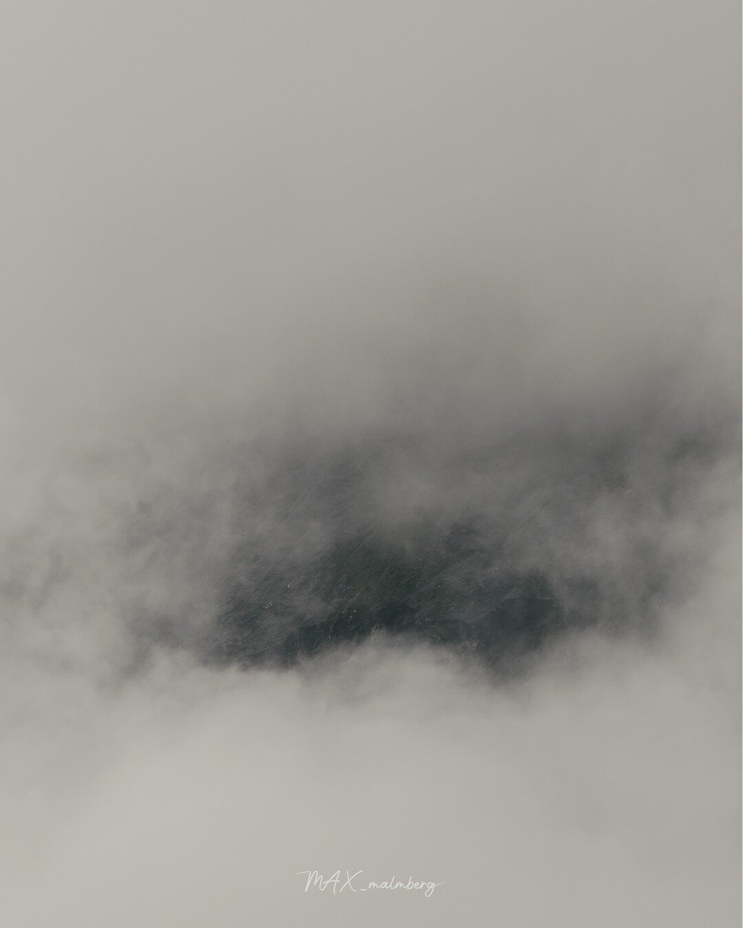 -------------------------------------------
EXIF:
200mm
1/1000
F/4.0
ISO 200
-------------------------------------------
#naturephotography #nature #exploreeverything
#exploreeverywhere #keepexploring #norway
#nomadict #pixelandlens #magasin_no #raw_