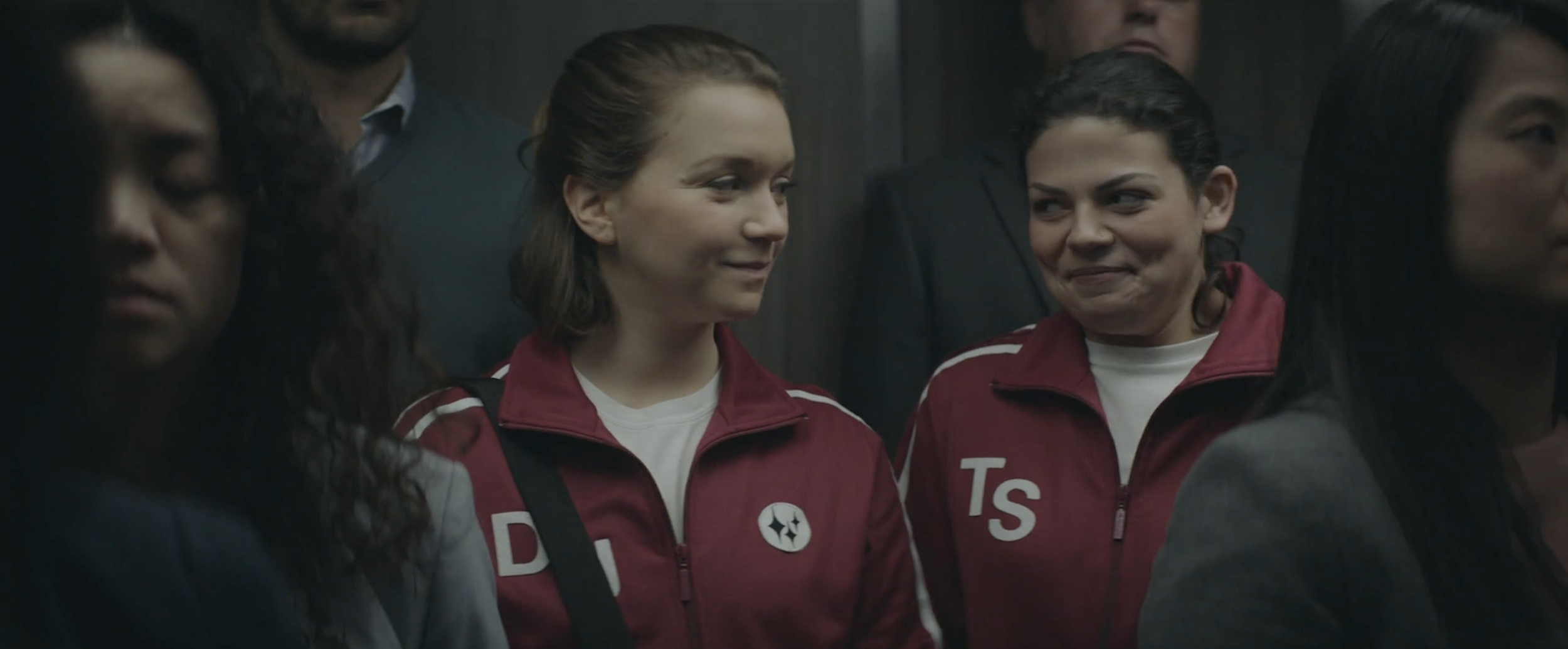 Holiday Inn Express (Commercial)