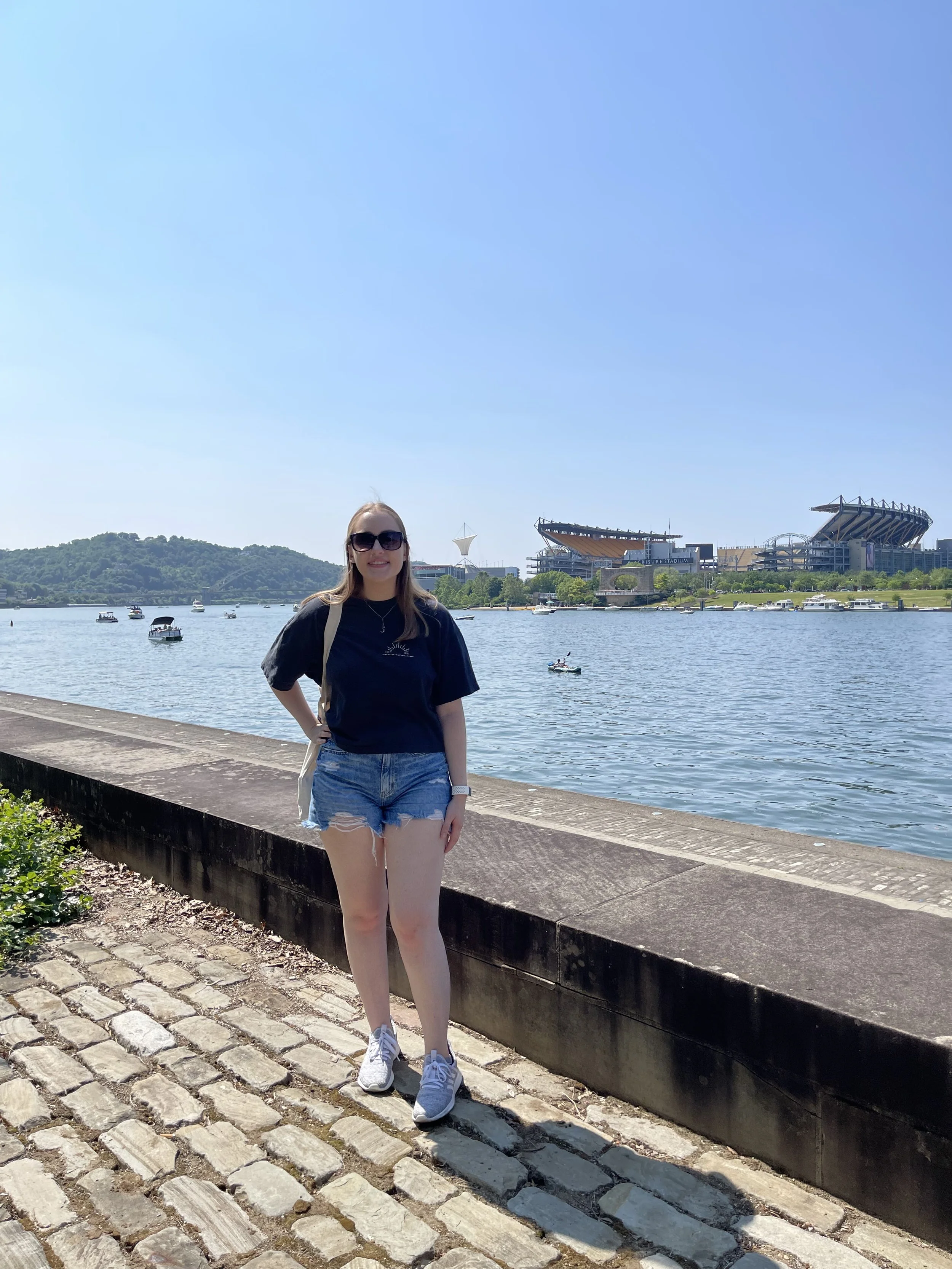 Janell_PittsburghRiverView.jpg