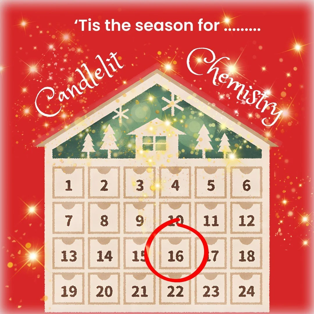 📚🔥Nothing could be better than curling up by the fire with a good book - especially as today is the 250th anniversary of the birth of the famous novelist Jane Austen.🧡

📕So whether it's Pride and Prejudice, Emma, Mansfield Park or another that ta