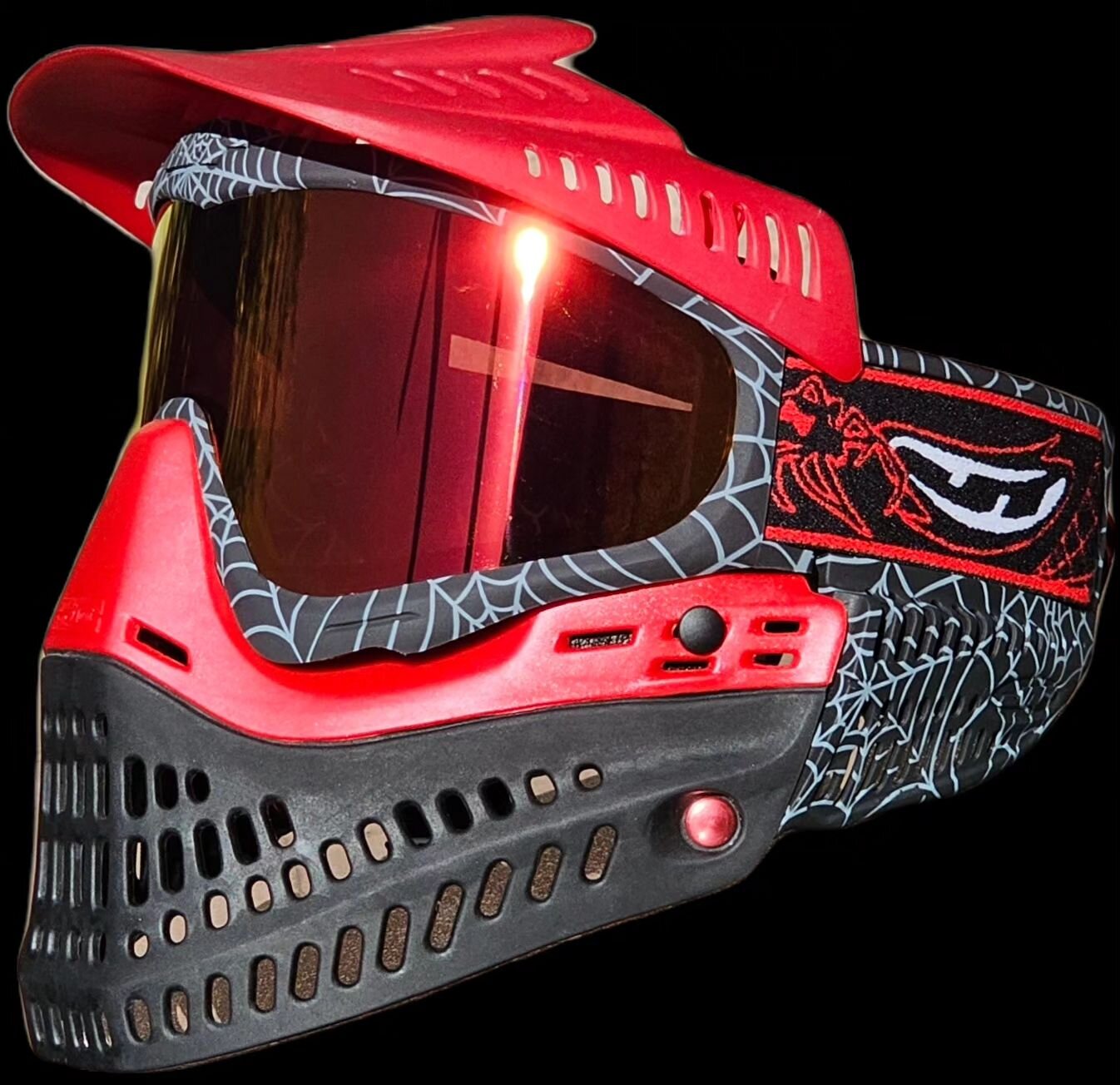 @committedpaintball dropping some 🔥🔥

New Black Widow limited edition release. 

Build:
GI Black Widow frames 
GI Black Widow revo 3.0 ears 
GI Black Widow mask strap 
GI Black Widow red Chromatic lens
OG Red proflex bottoms 
OG gen 2 Red IZE Visor