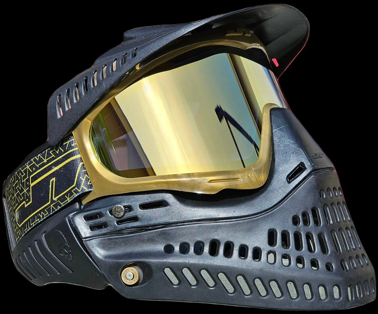Liquid 🪙 GOLD

Build:
GI Liquid Gold frames
Gold lens
@project__pb mask strap
Kee black bottoms
Ammo hardware
@superdead_paintball black ears
OG gen 2 visor