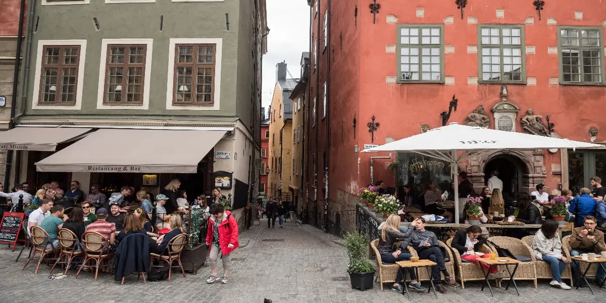 Realtid.se: “Butikerna försvinner – Stockholm blir en enda lång uteservering”